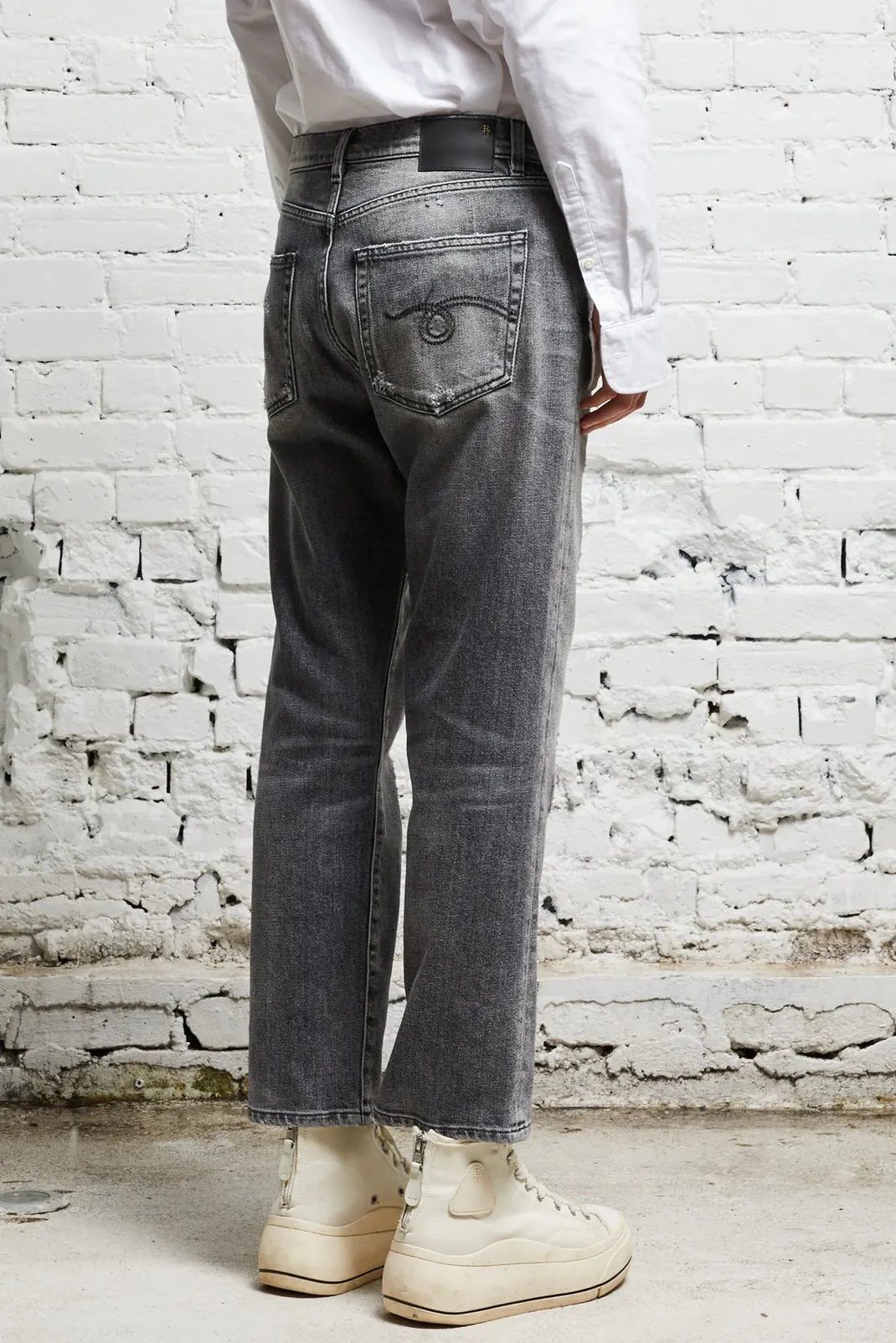 R13 Boyfriend Jeans in Vintage Grey