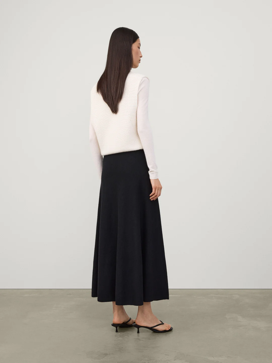 LISA YANG Torie Cashmere Skirt in Black