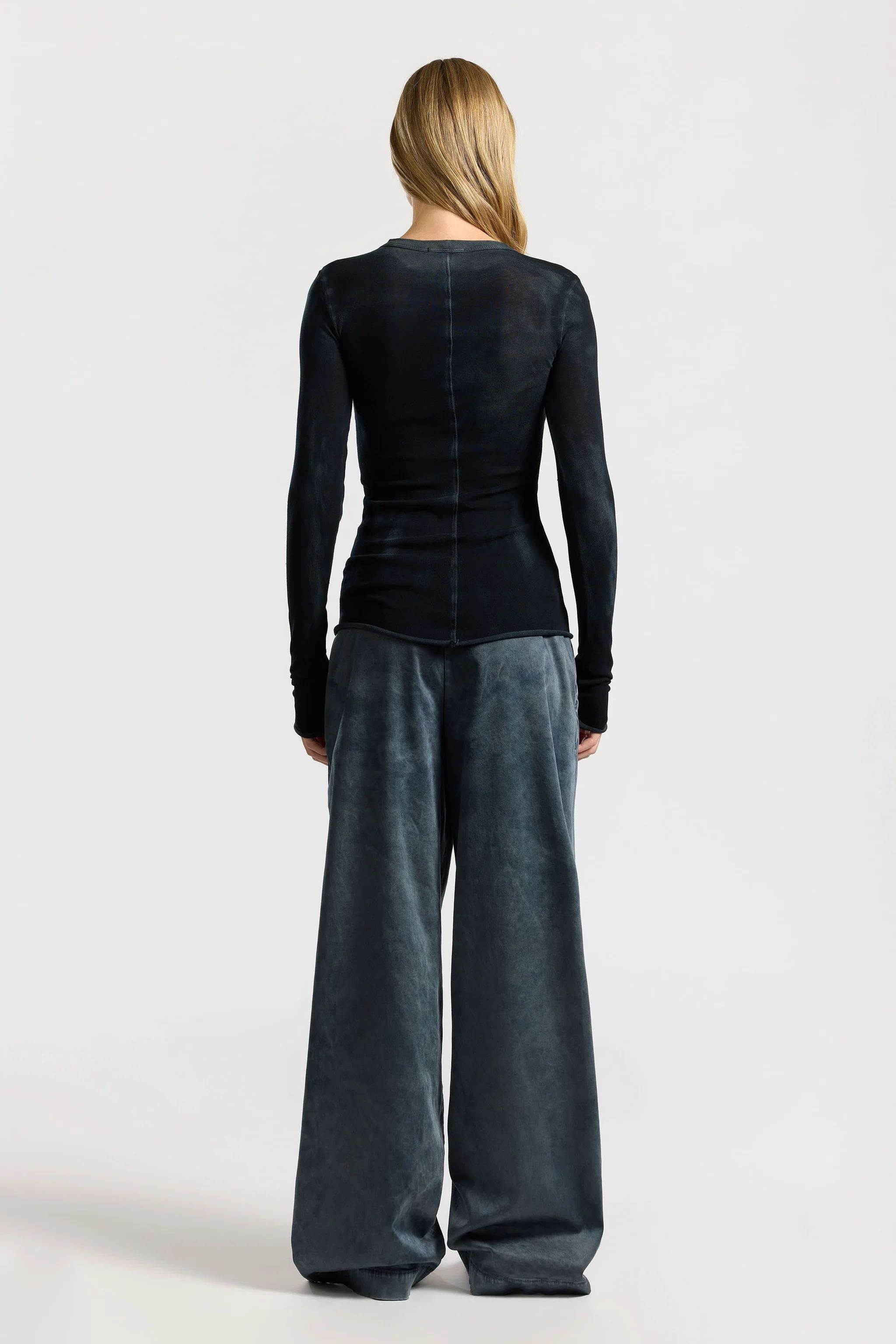 COTTON CITIZEN Marbella Longsleeve in Vintage Black