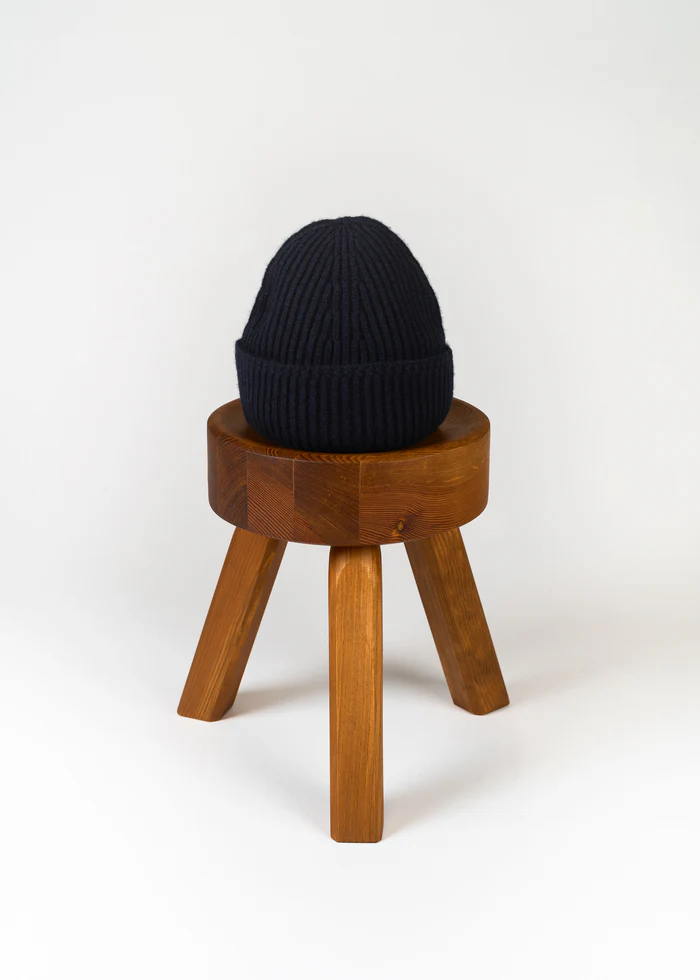 YACAIA Wool/Cashmere Beanie in Navy