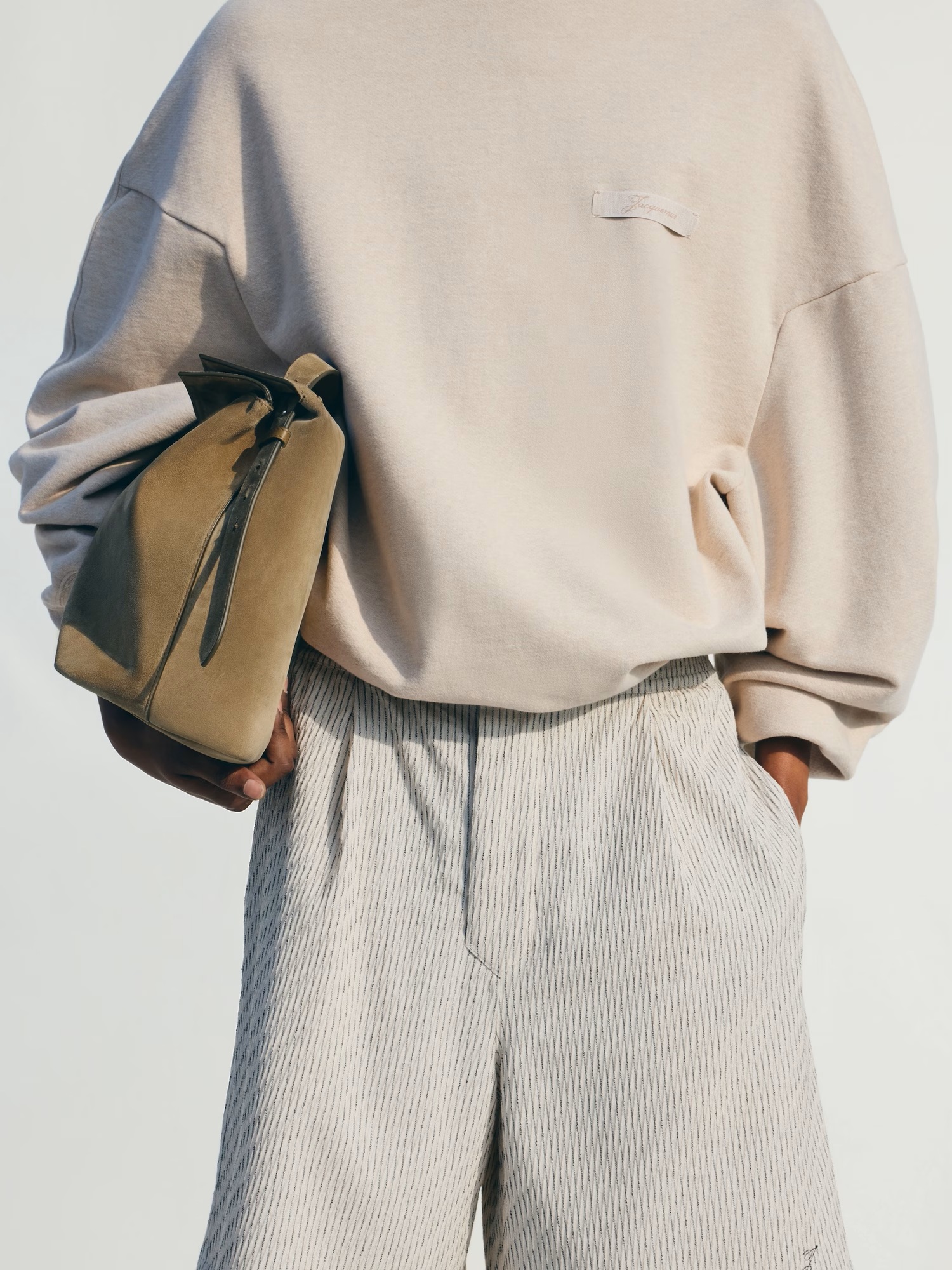 JACQUEMUS Ruban Oversize Sweatshirt in Light Beige