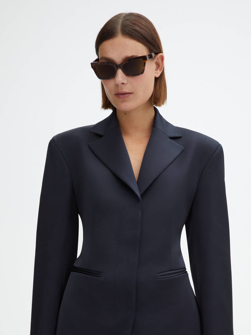 DAGMAR Fitted Blazer in Shiny Dark Navy 34