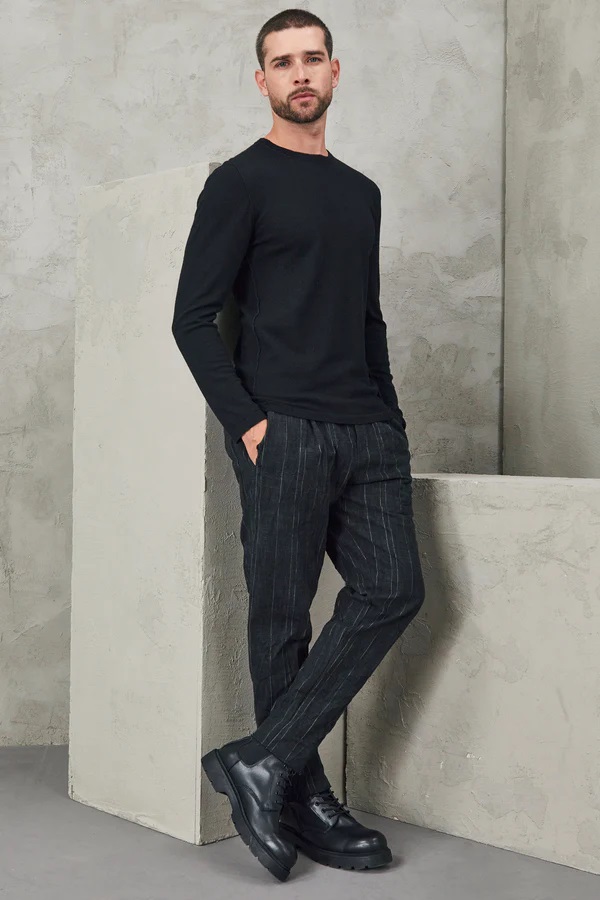 TRANSIT UOMO Knit Pullover in Black