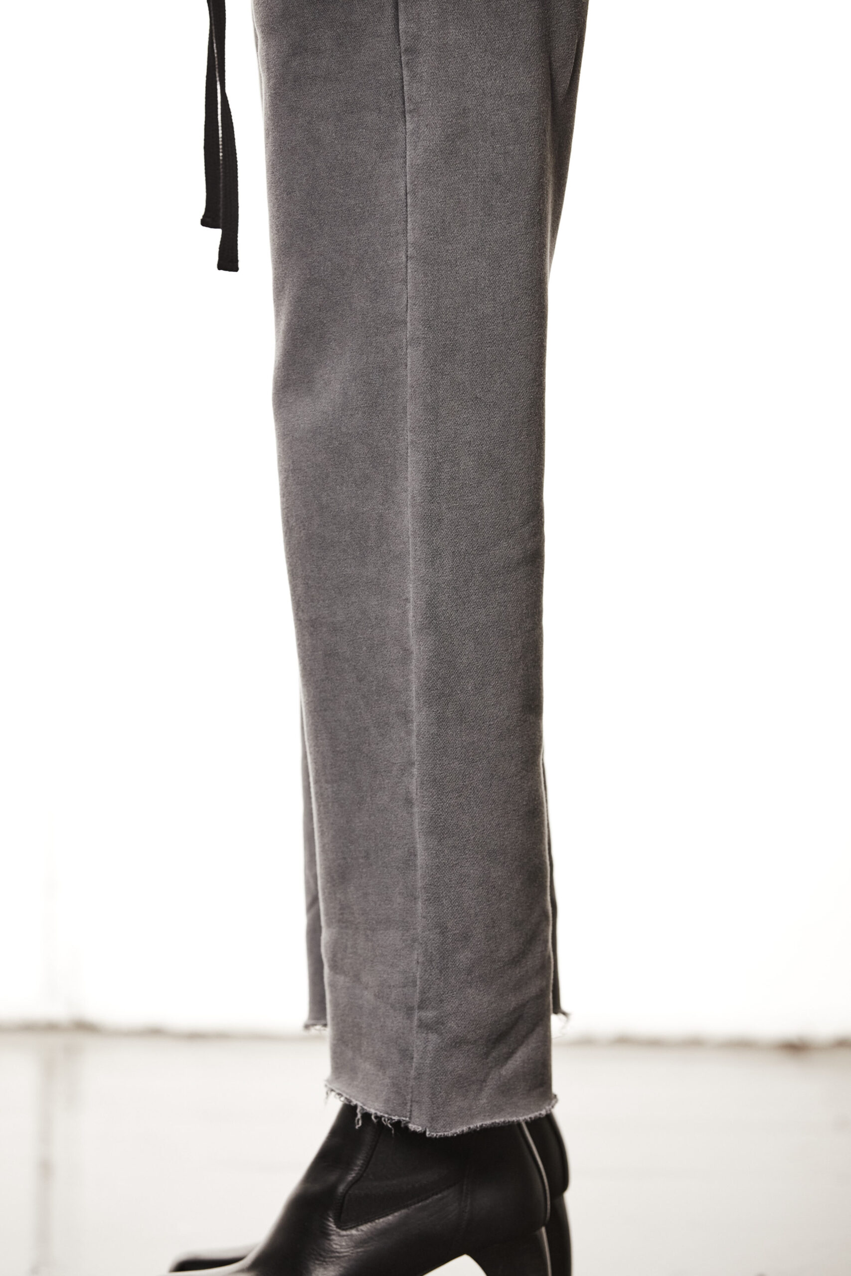 THOM KROM Sweatpant in Used Grey