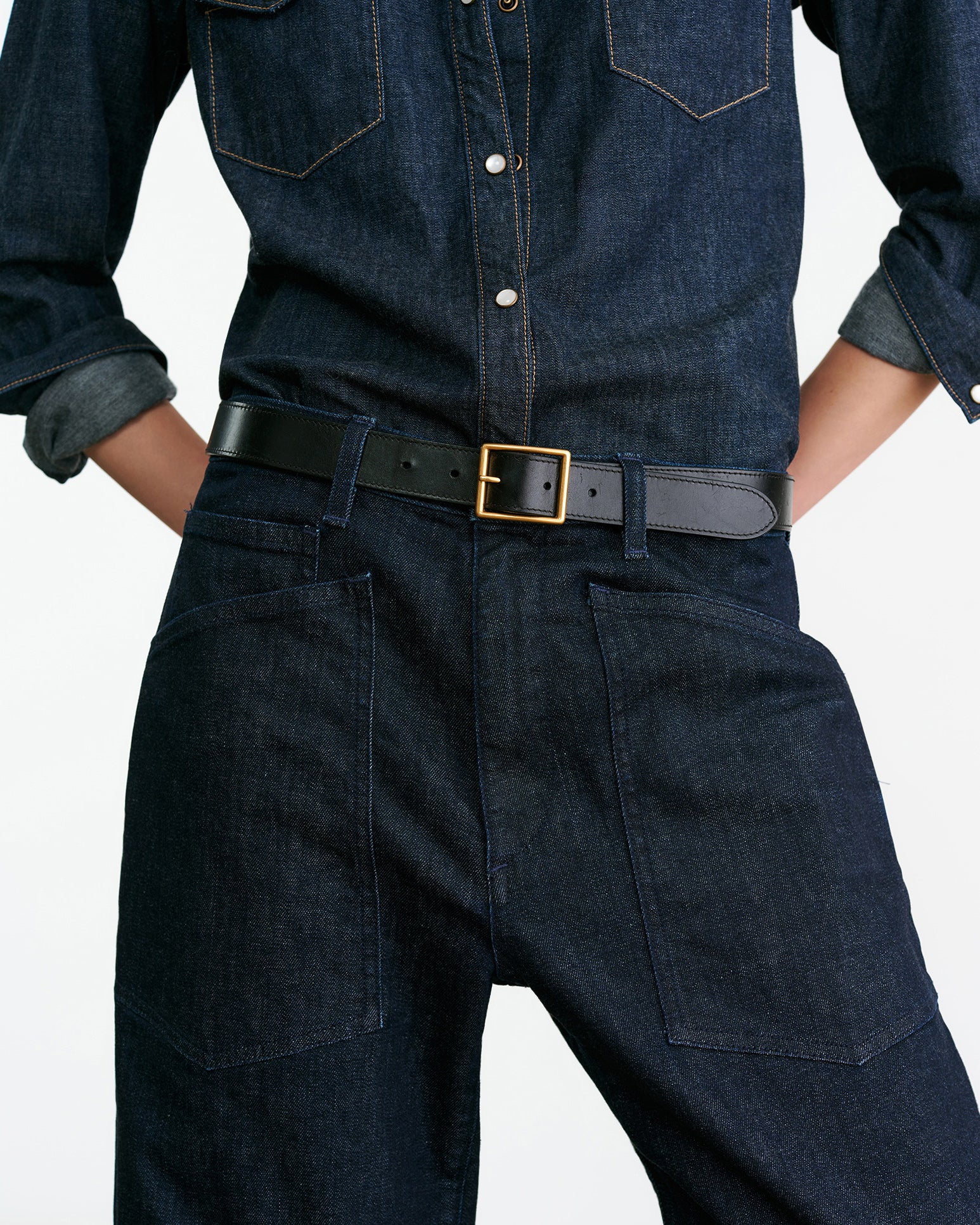 NILI LOTAN Barrel Fit Jeans in Indigo Rinse