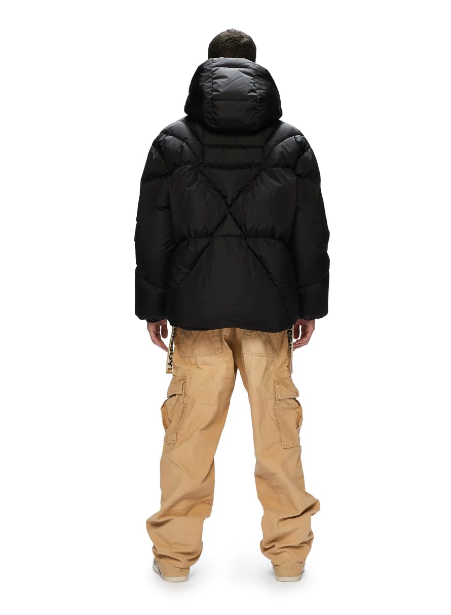 Khrisjoy Puffer Iconic Khrisman in Black