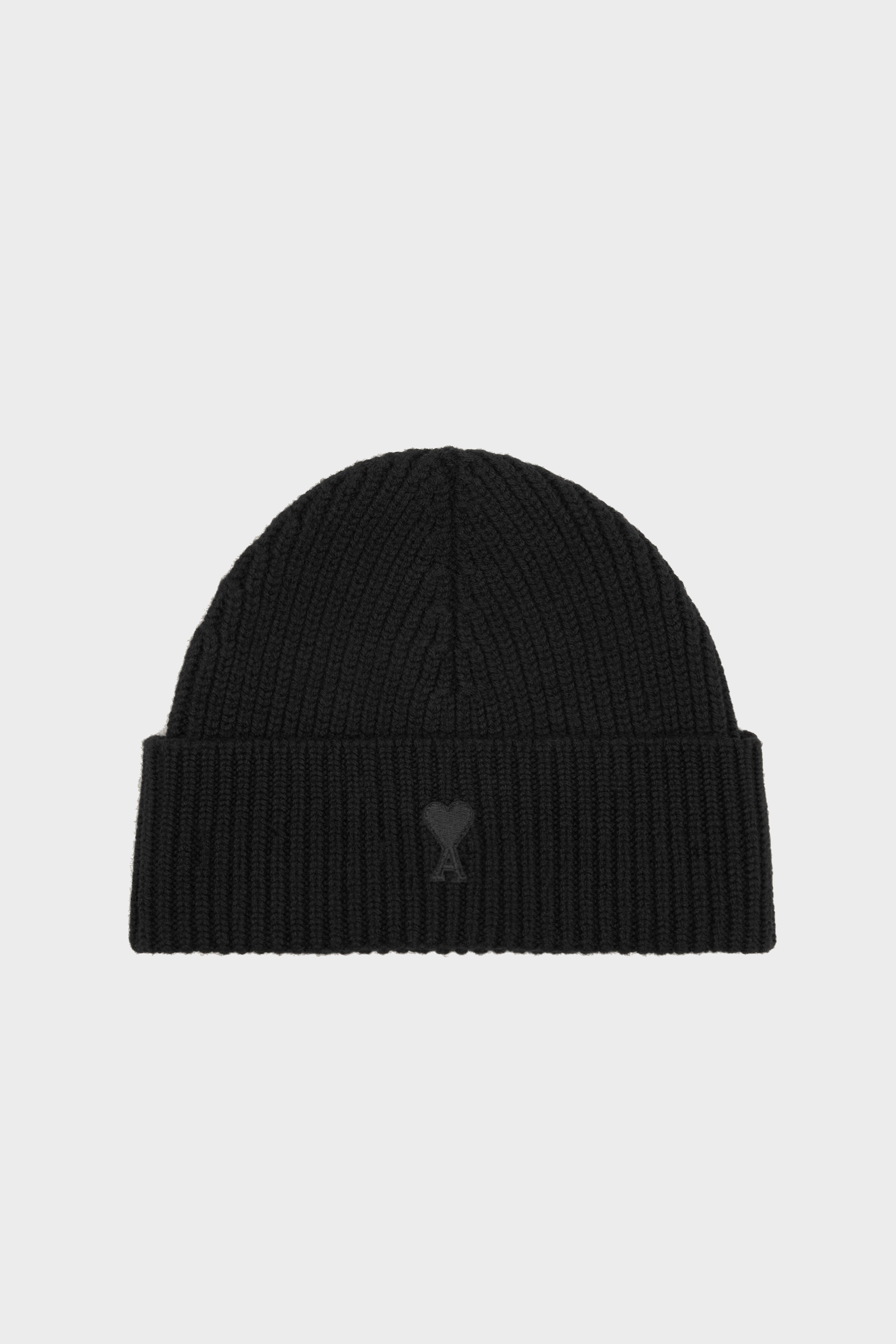 AMI PARIS de Coeur Beanie in Black/Black