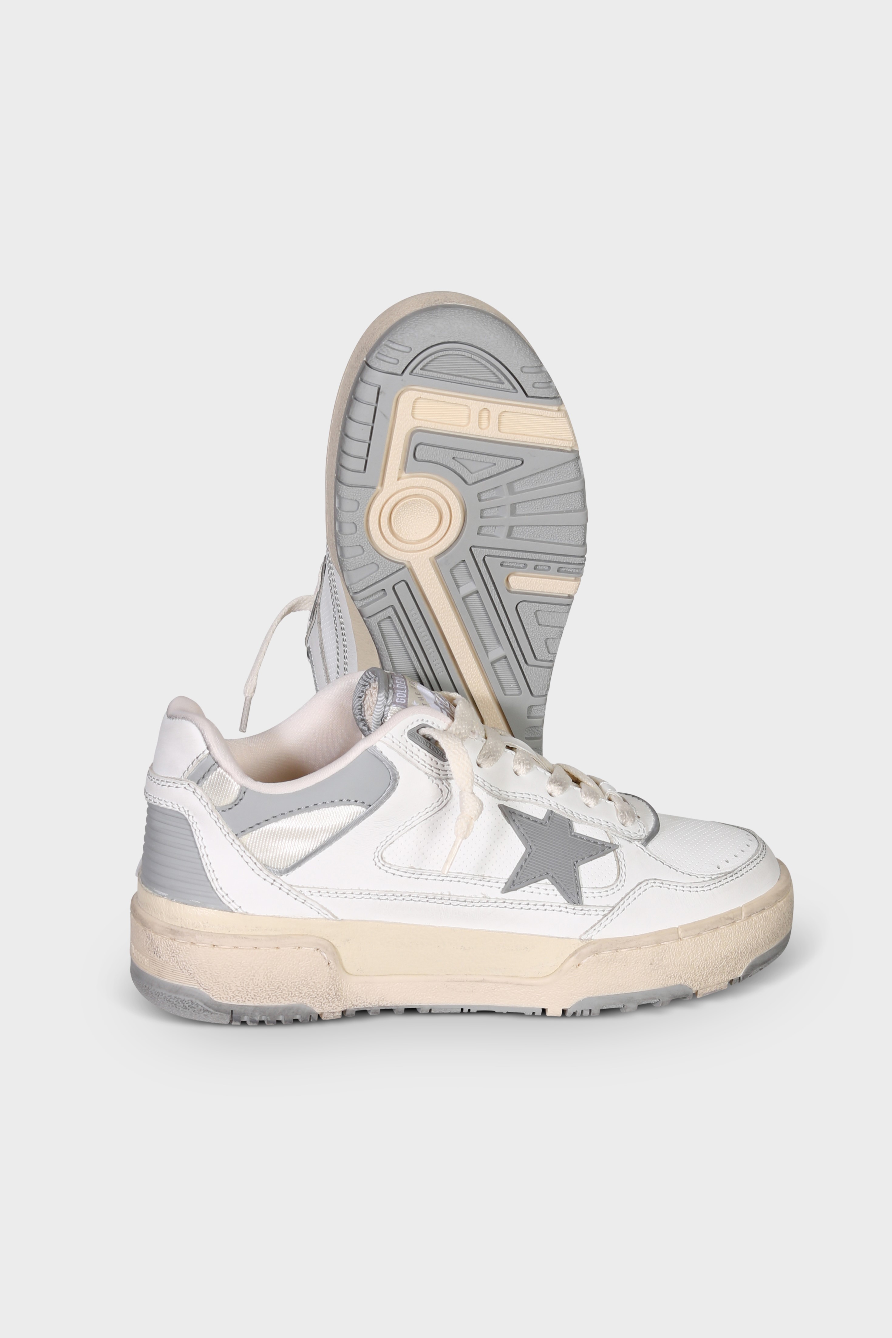 GOLDEN GOOSE Forty2 in White/Grey