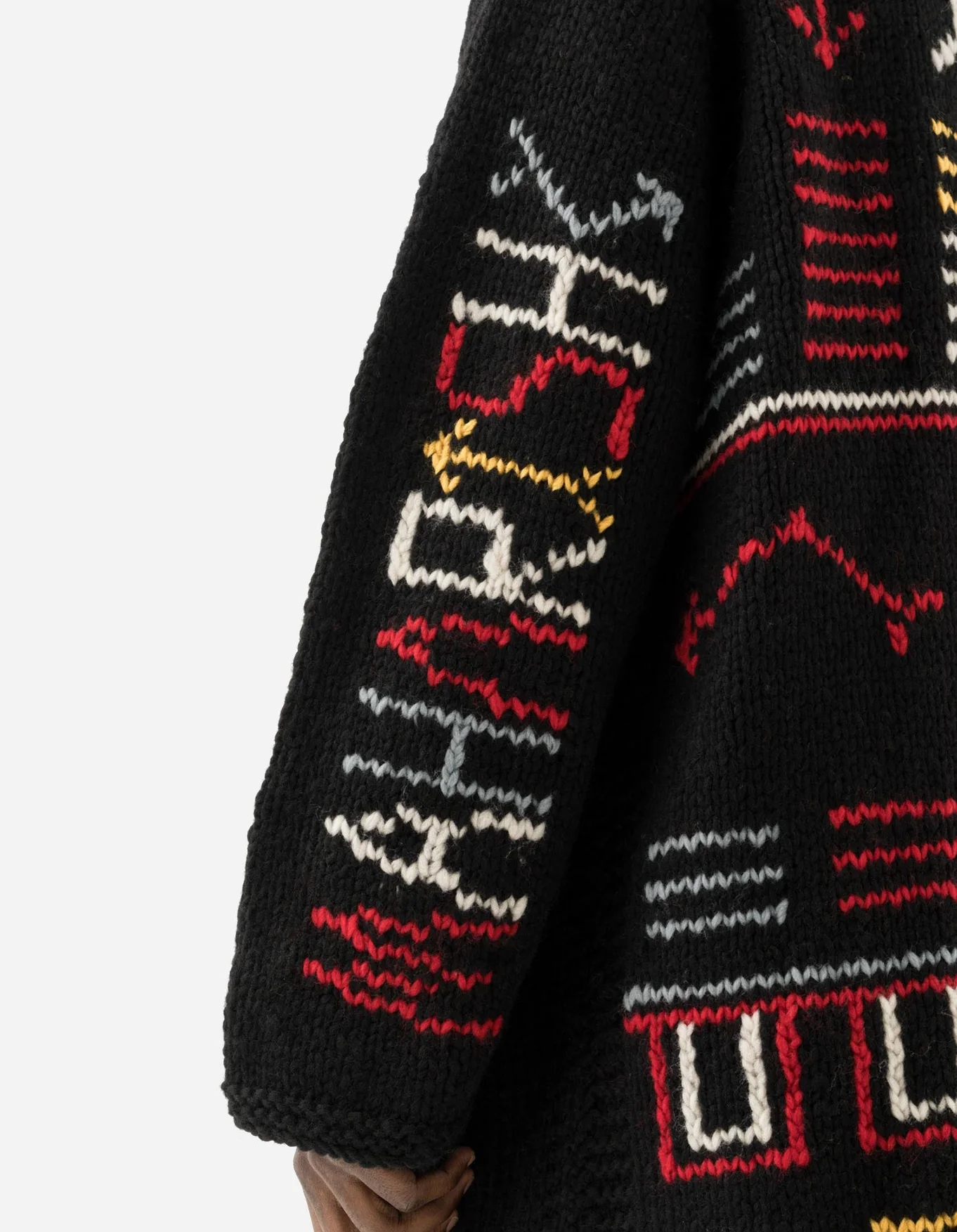 MAHARISHI 2217 Kanata Hand Knitted Cardigan in Black