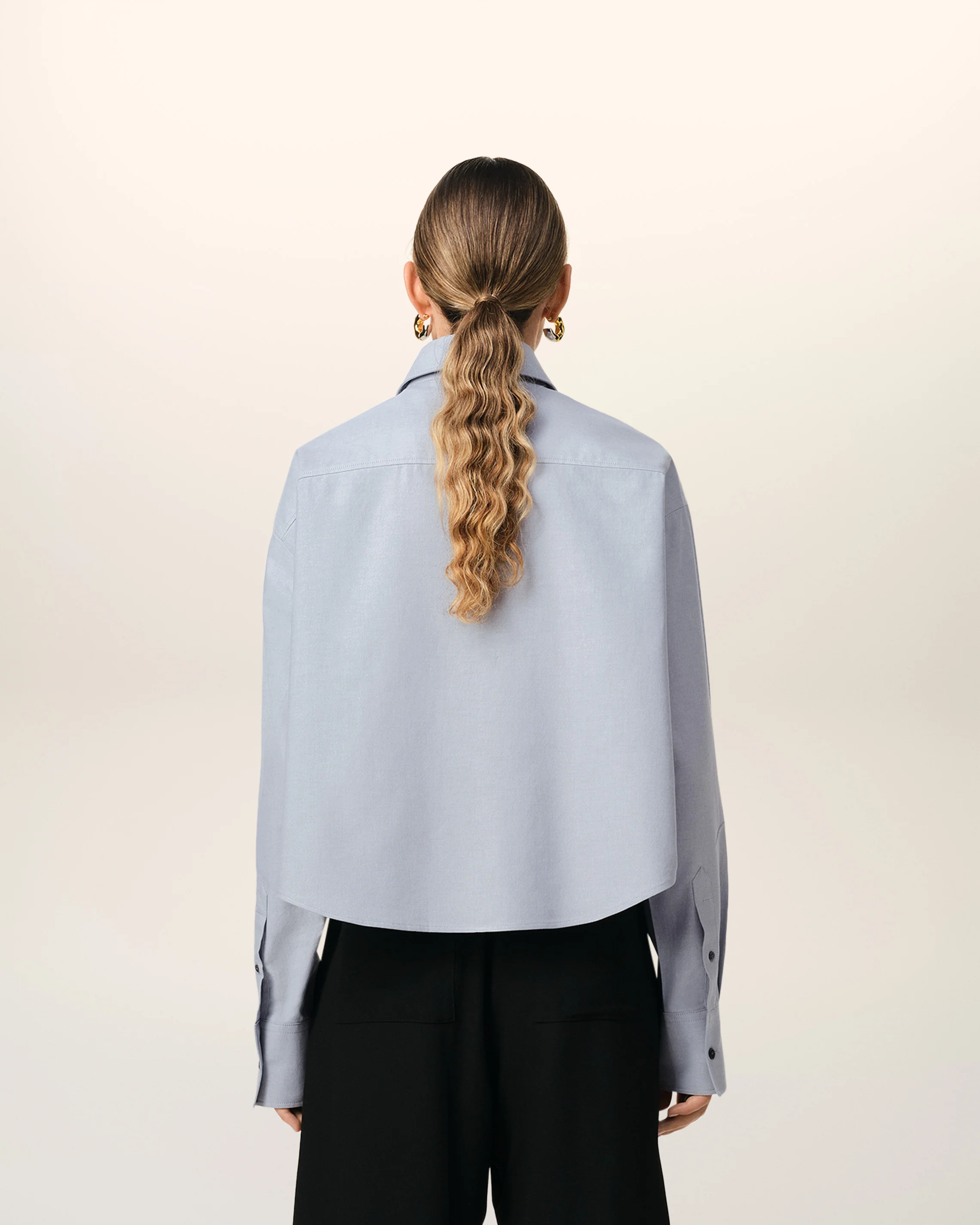 AMI PARIS Chemise Cropped Oversize Shirt in Blue Note AMI PARIS Chemise Cropped Oversize Shirt in Blue Note