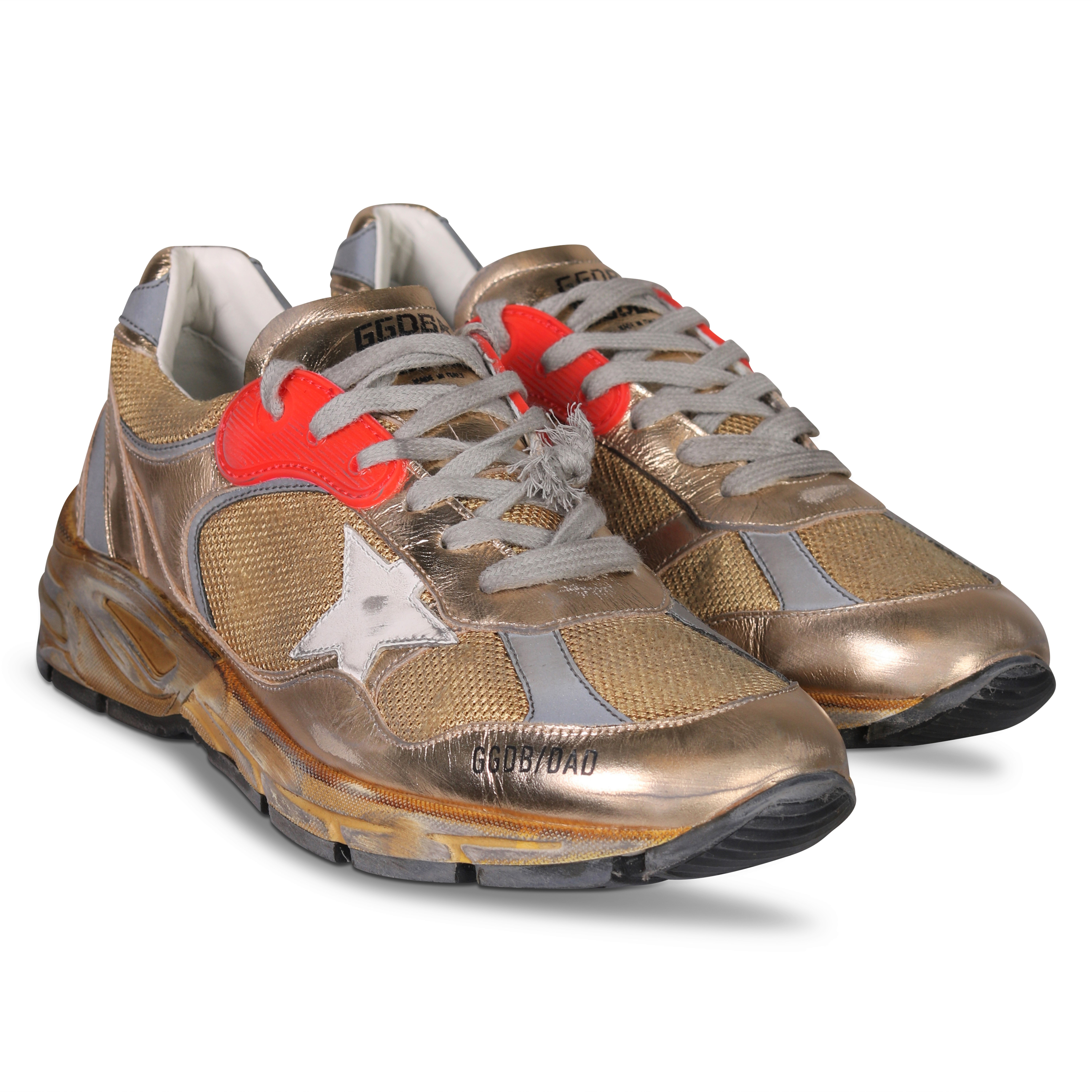 Golden Goose Sneaker Running Dad Star Distressed Gold