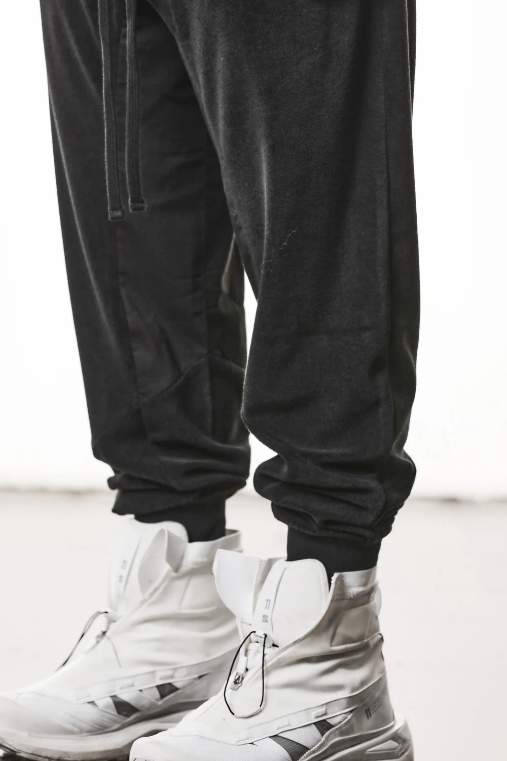 THOM KROM Terry Sweatpant in Black
