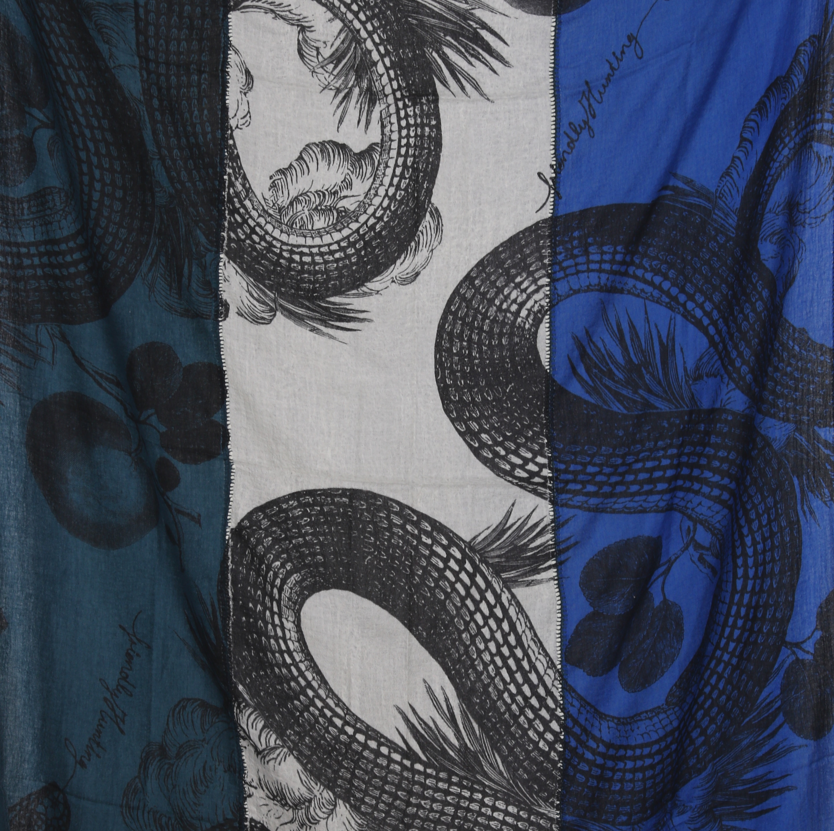Friendly Hunting Cashmere Patch Scarf Multicolour