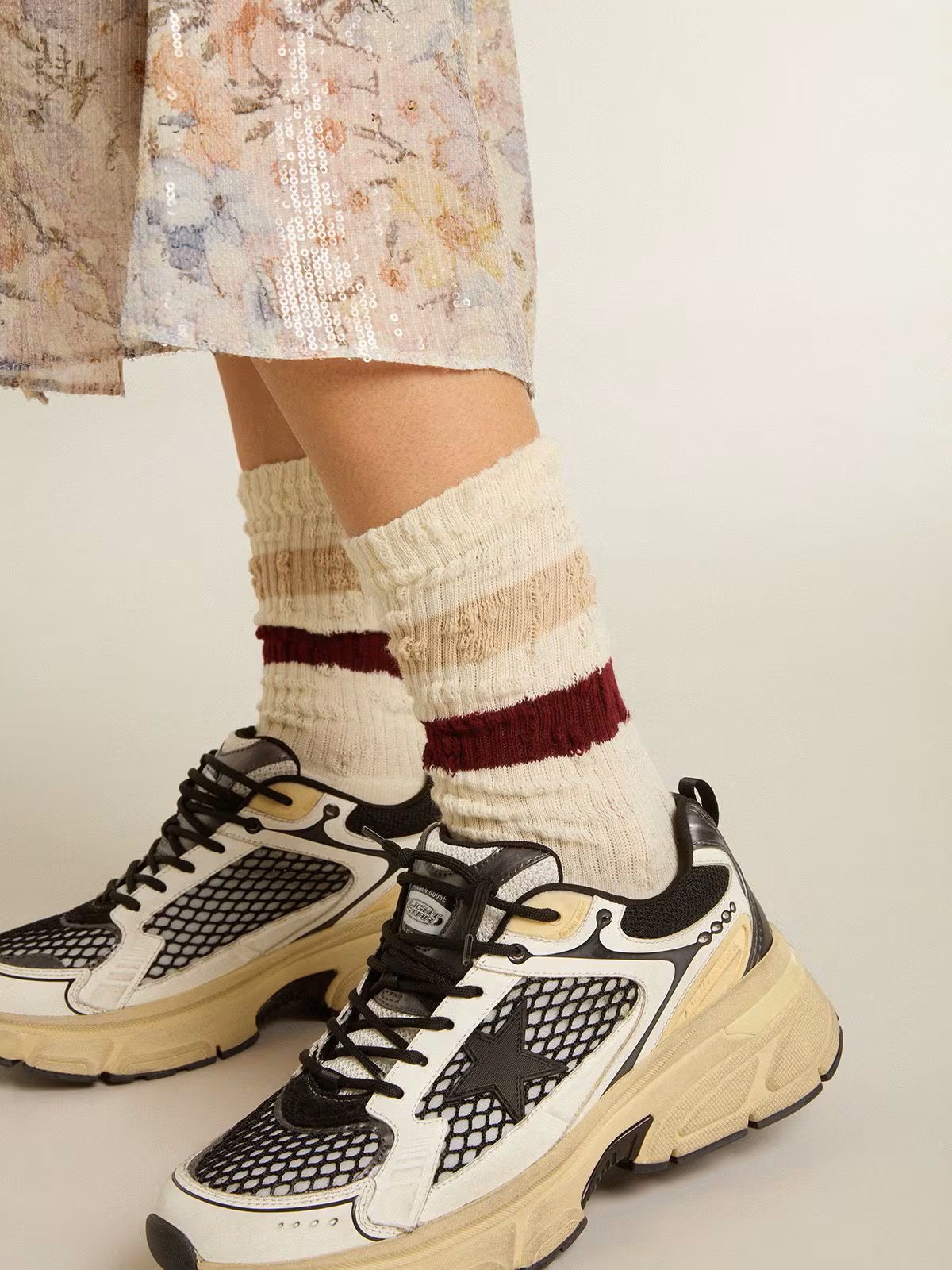 GOLDEN GOOSE Socks High Rib Stripes Socks Bordeaux/Beige Stripe