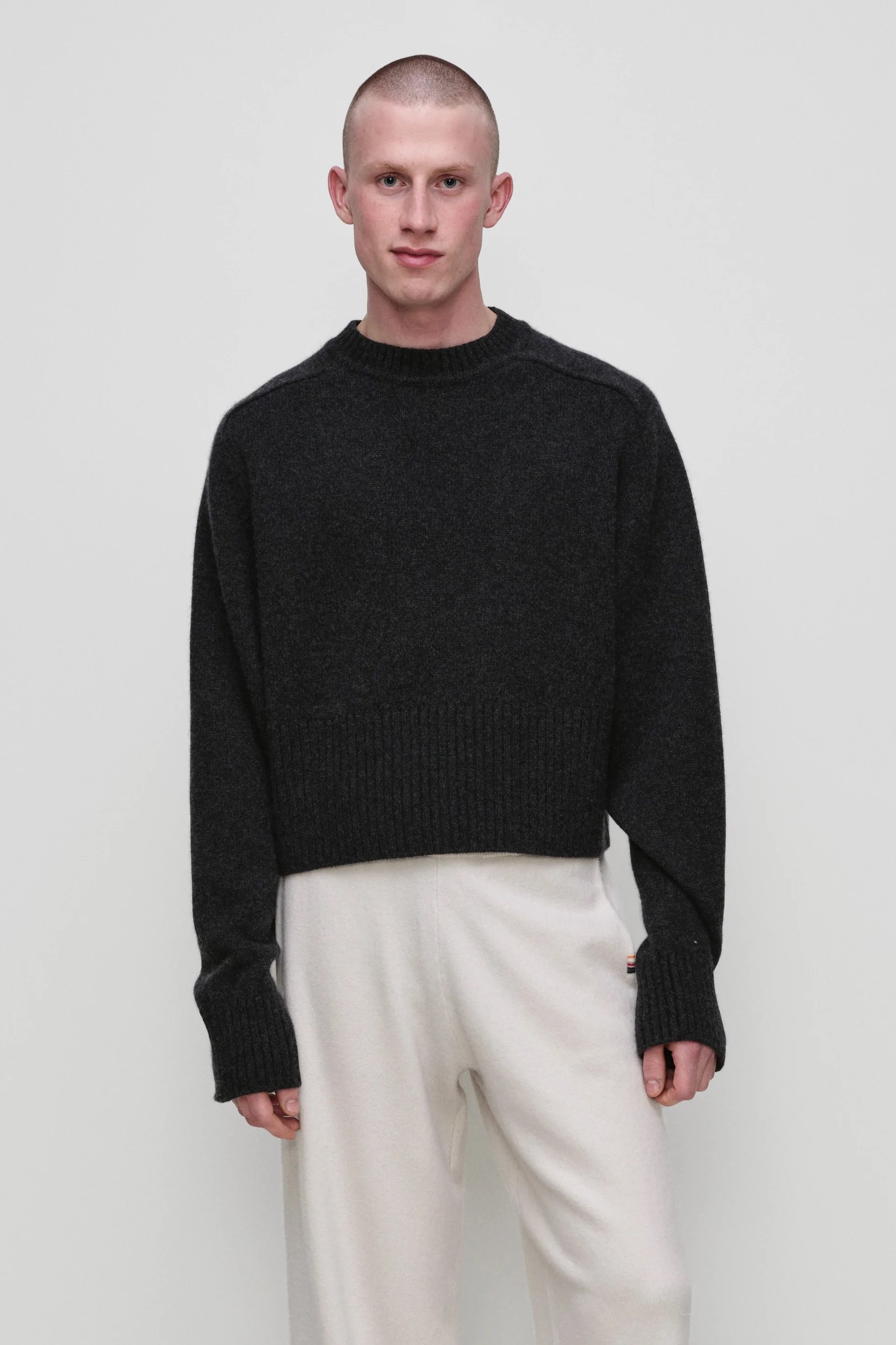 Extreme Cashmere Sweater N°256 Judith in Shadow