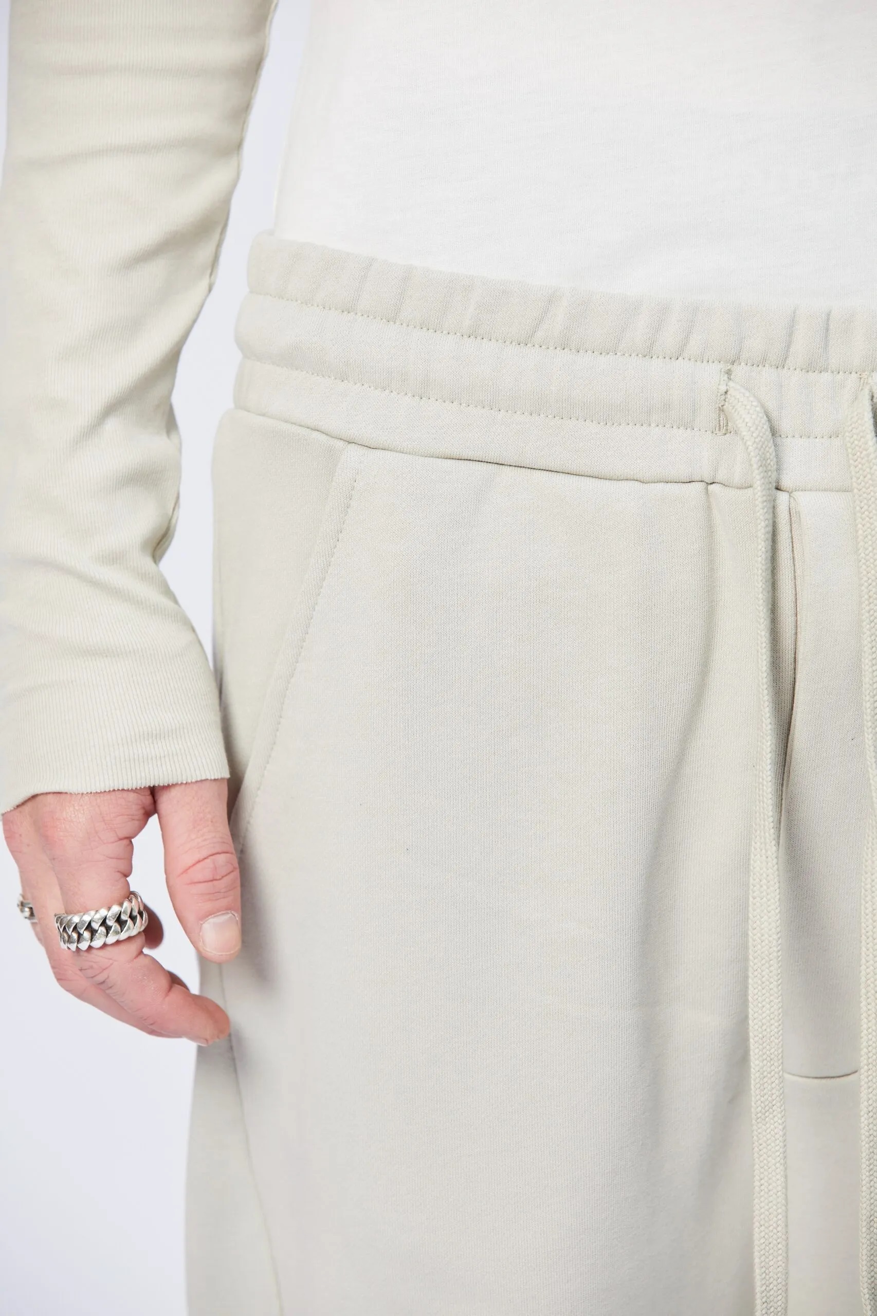 THOM KROM Sweatpant in Sand Shell L