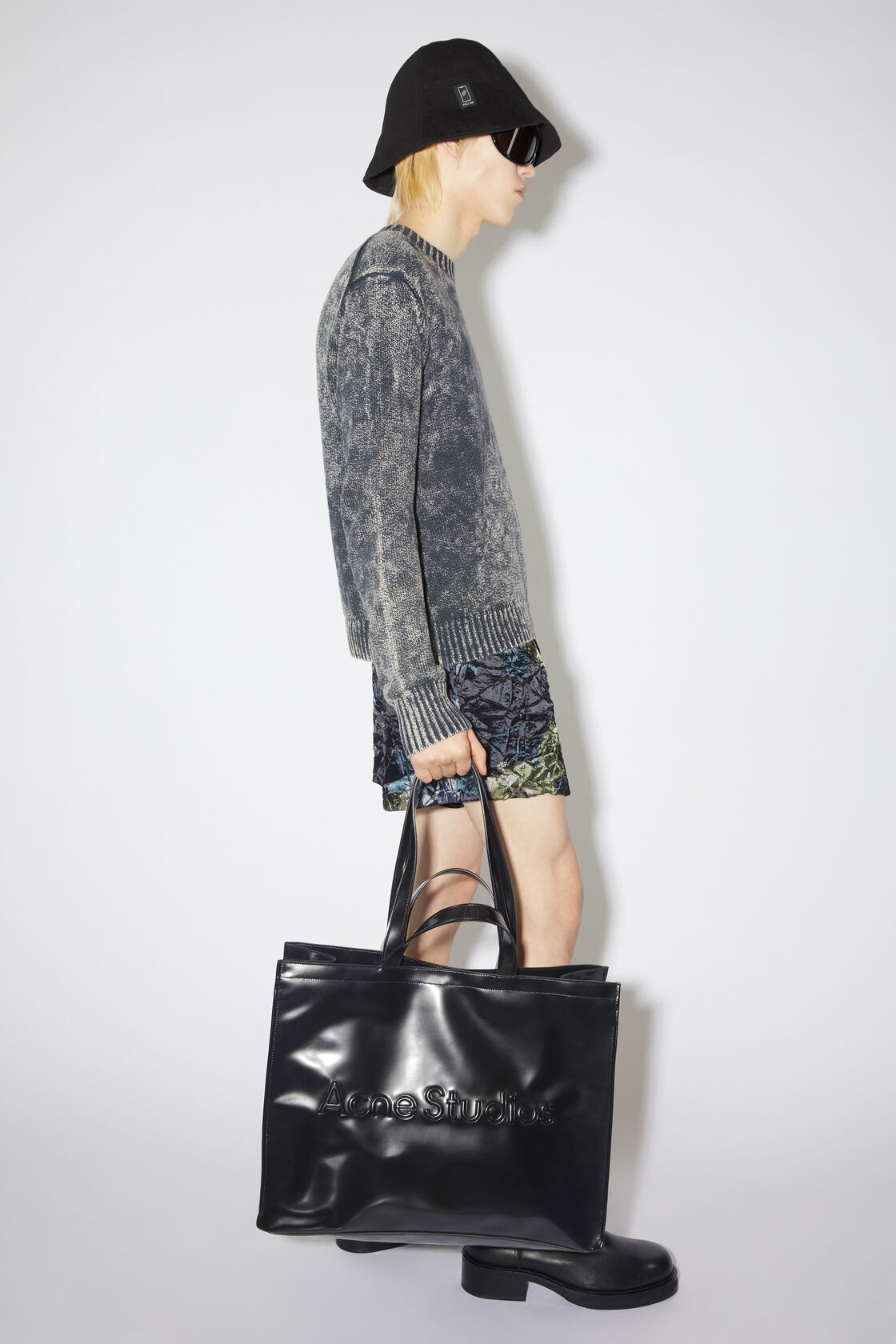 ACNE STUDIOS Logo Shopper in Black