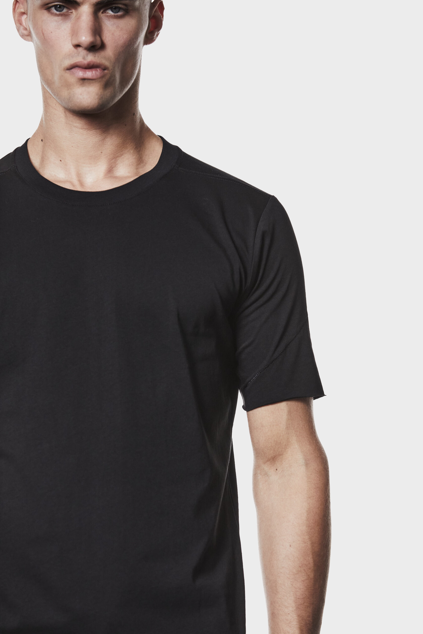 THOM KROM Slim Fit T-Shirt in Black