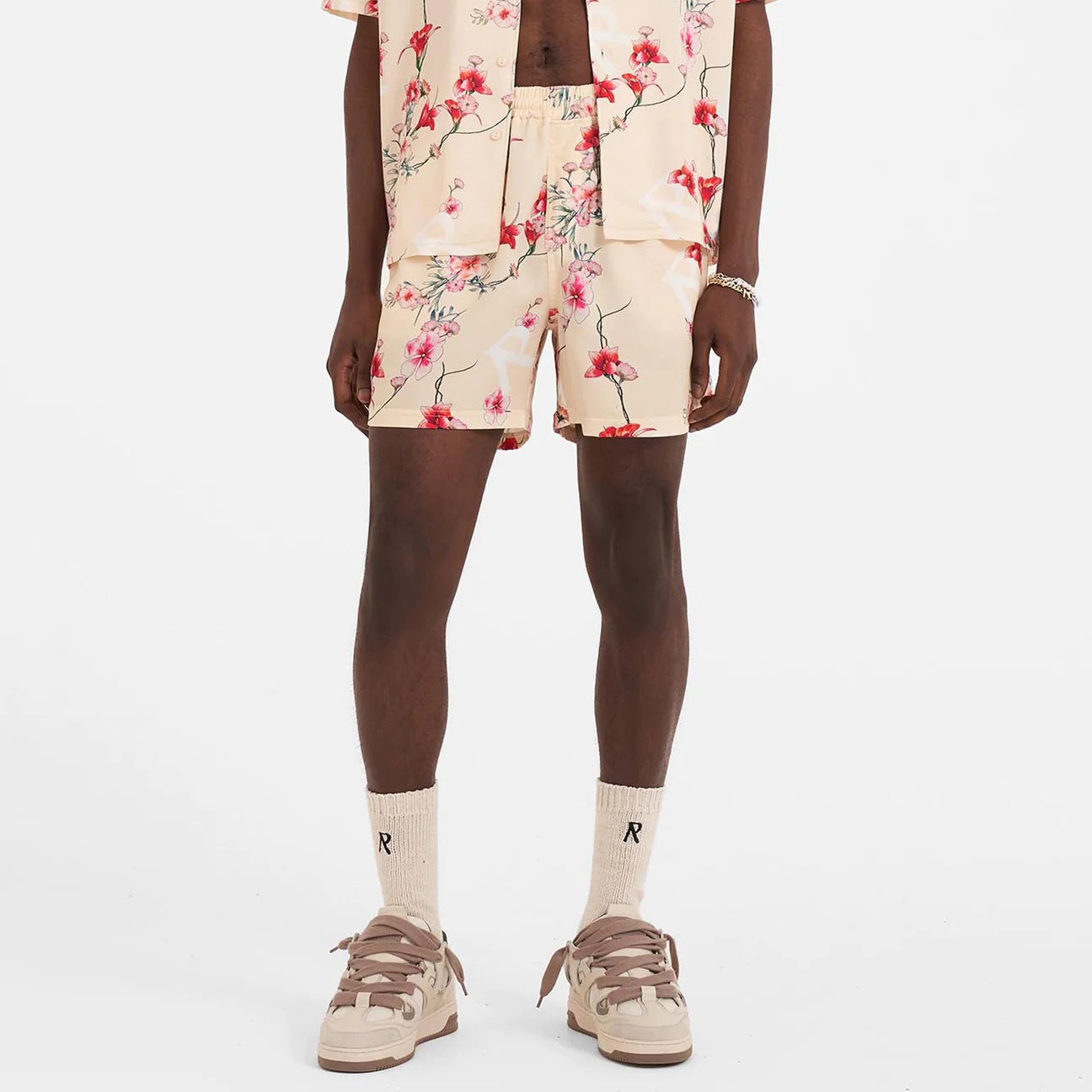 REPRESENT Floral Shorts in Creme S