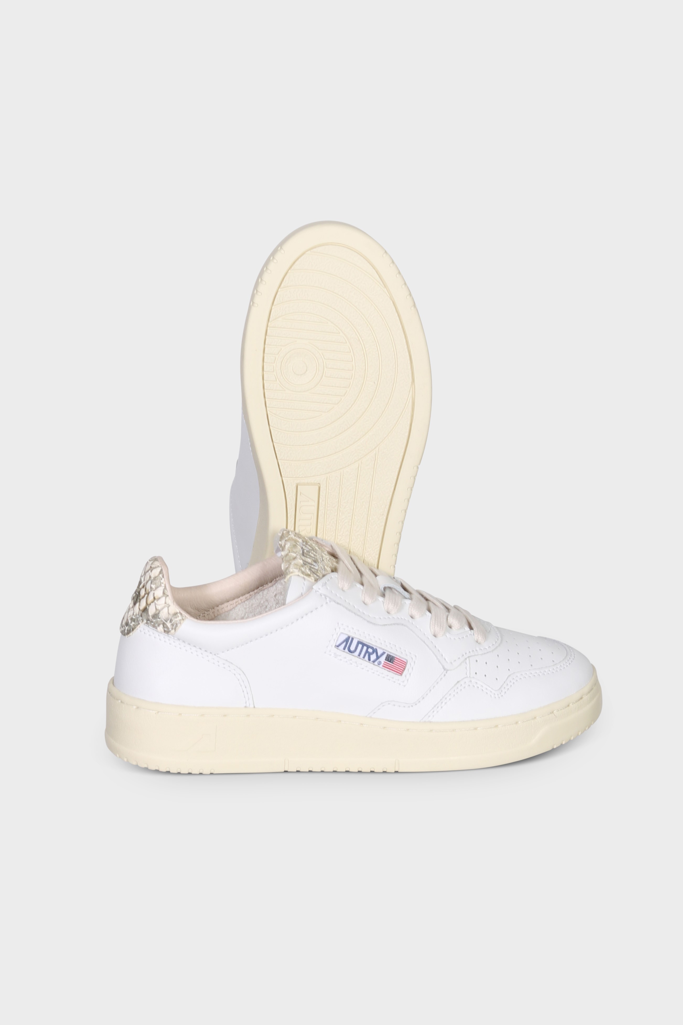 AUTRY ACTION SHOES Medalist Low Sneaker in White/Snake Diamond 41