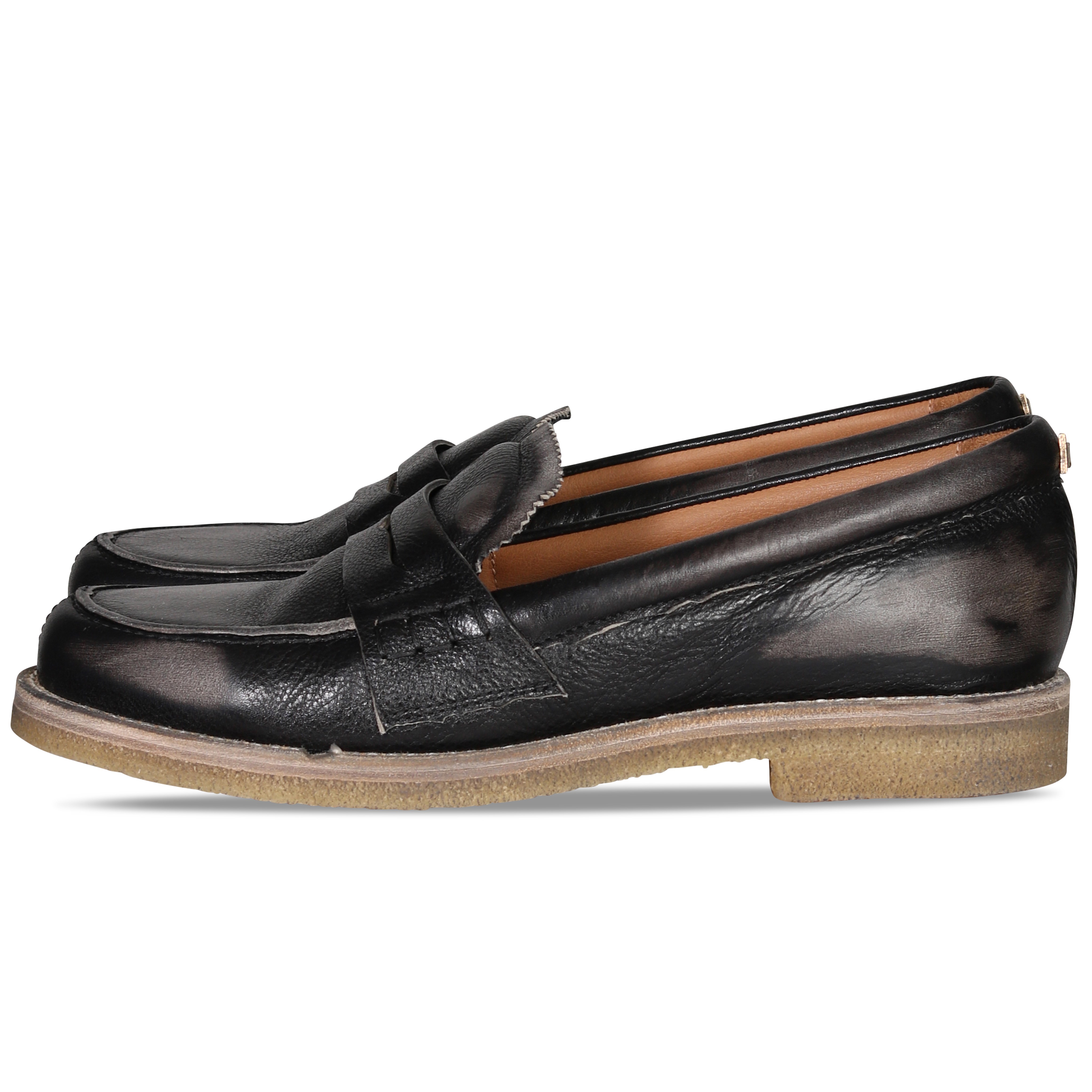 Golden Goose Mocassino Jerry in Black Distressed 37