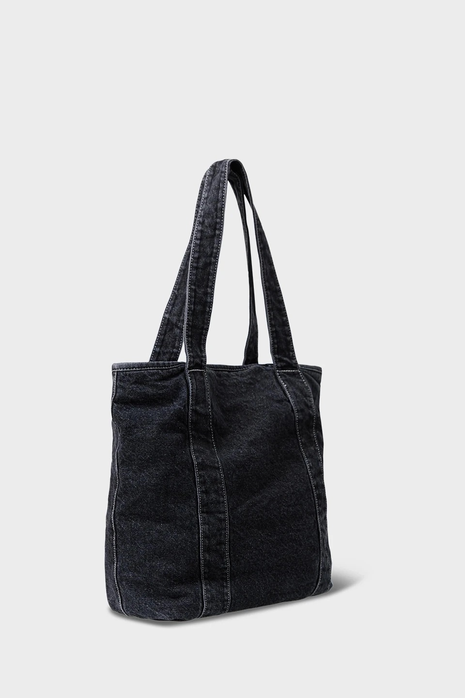 LALA BERLIN Tote Bag in Washed Black