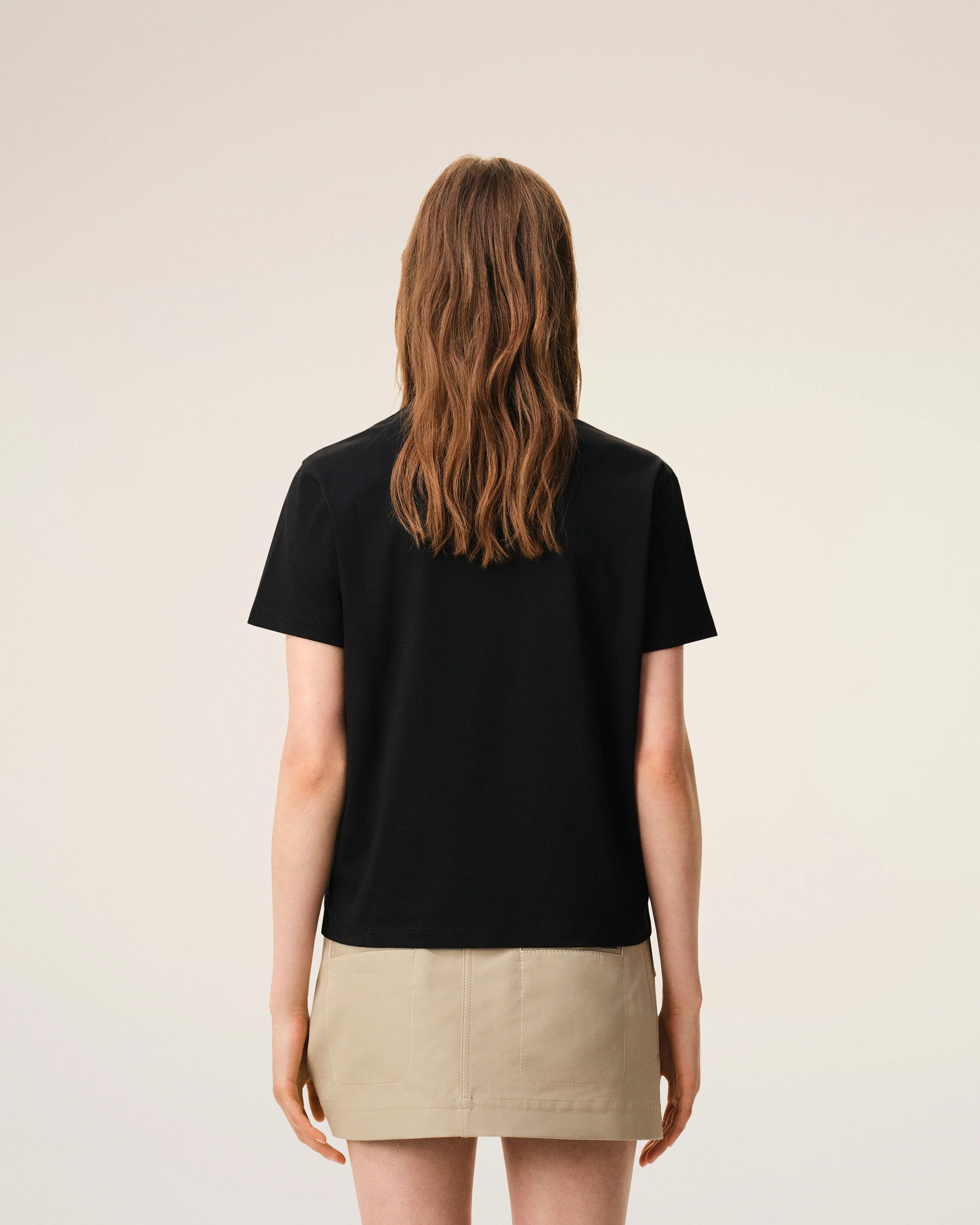 AMI PARIS de Coeur Classic Fit T-Shirt in Black