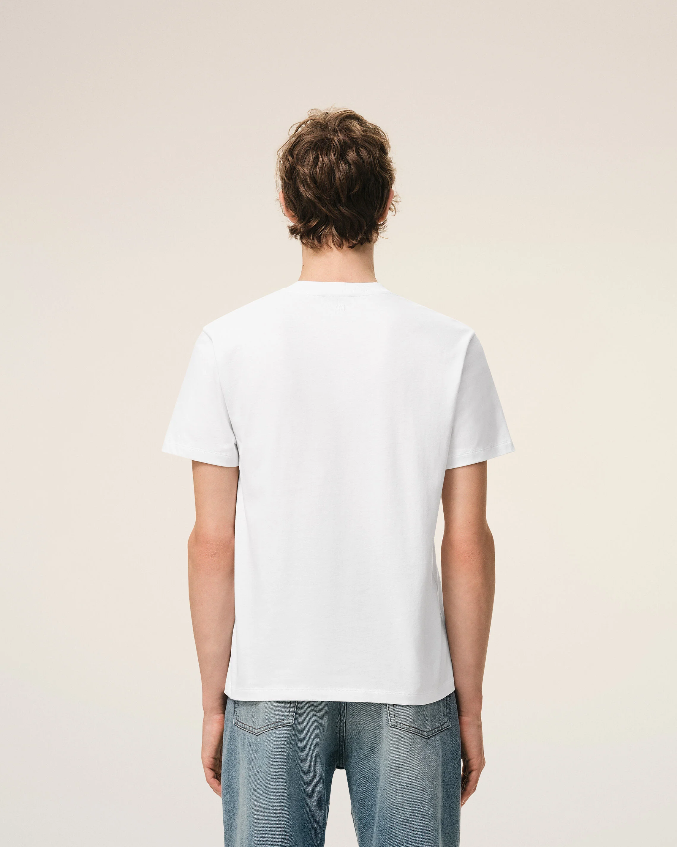 AMI PARIS de Coeur Classic Fit T-Shirt in White
