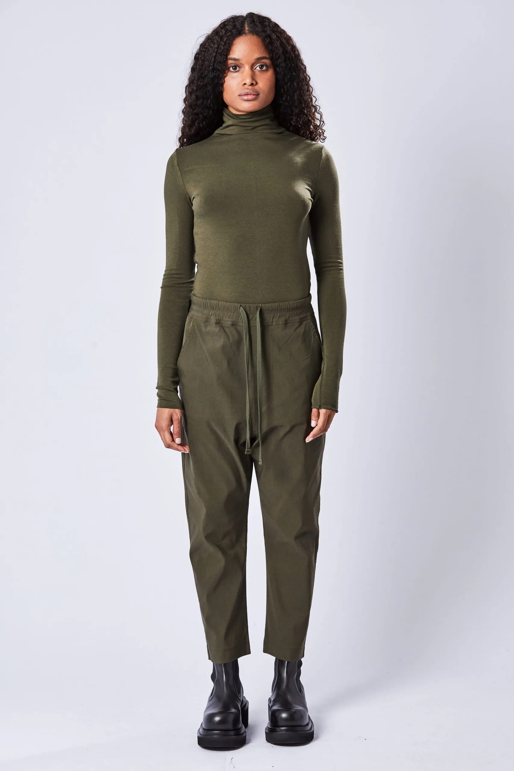 THOM KROM Pant in Green M