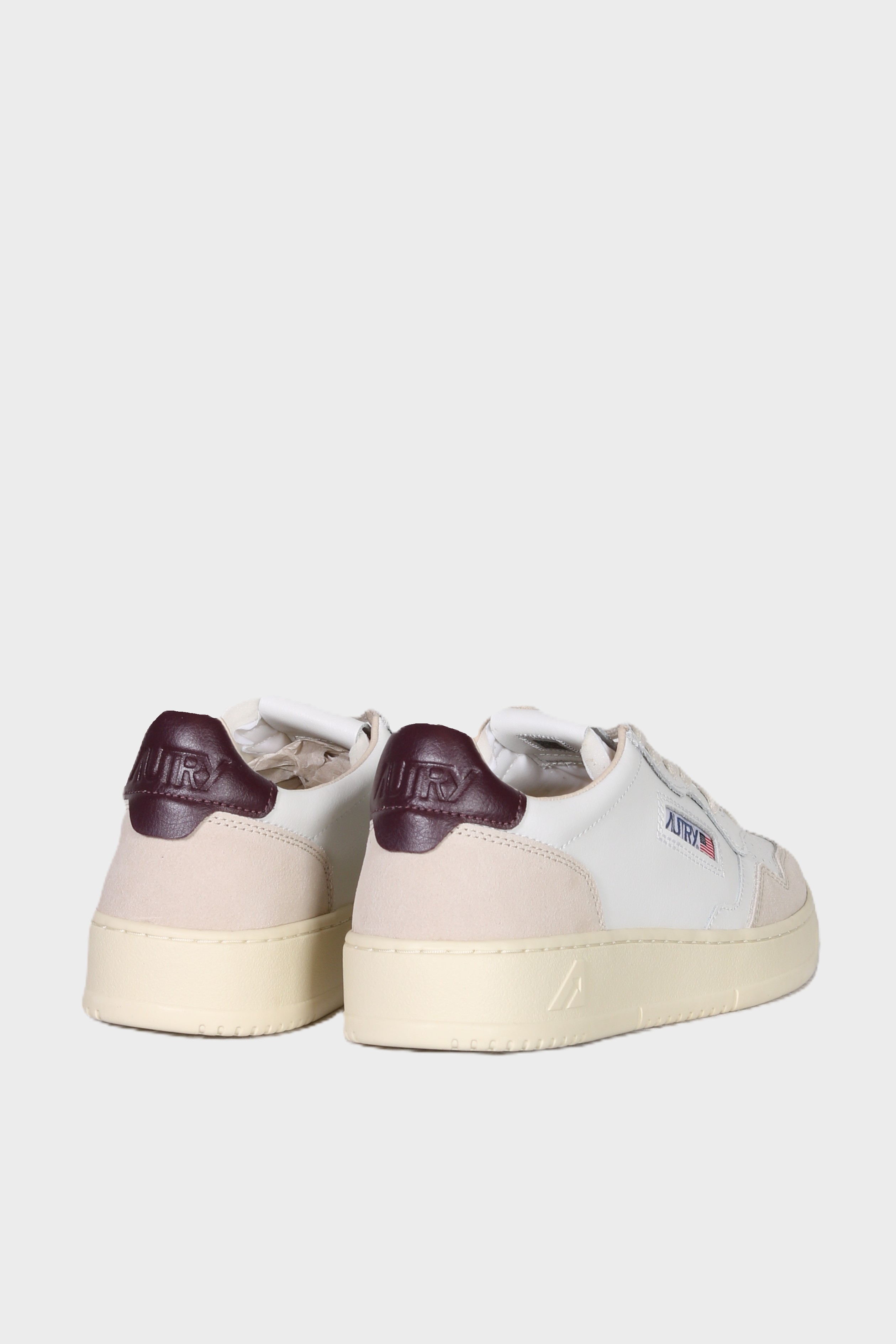 AUTRY ACTION SHOES Medalist Low Sneaker Suede White/Fig