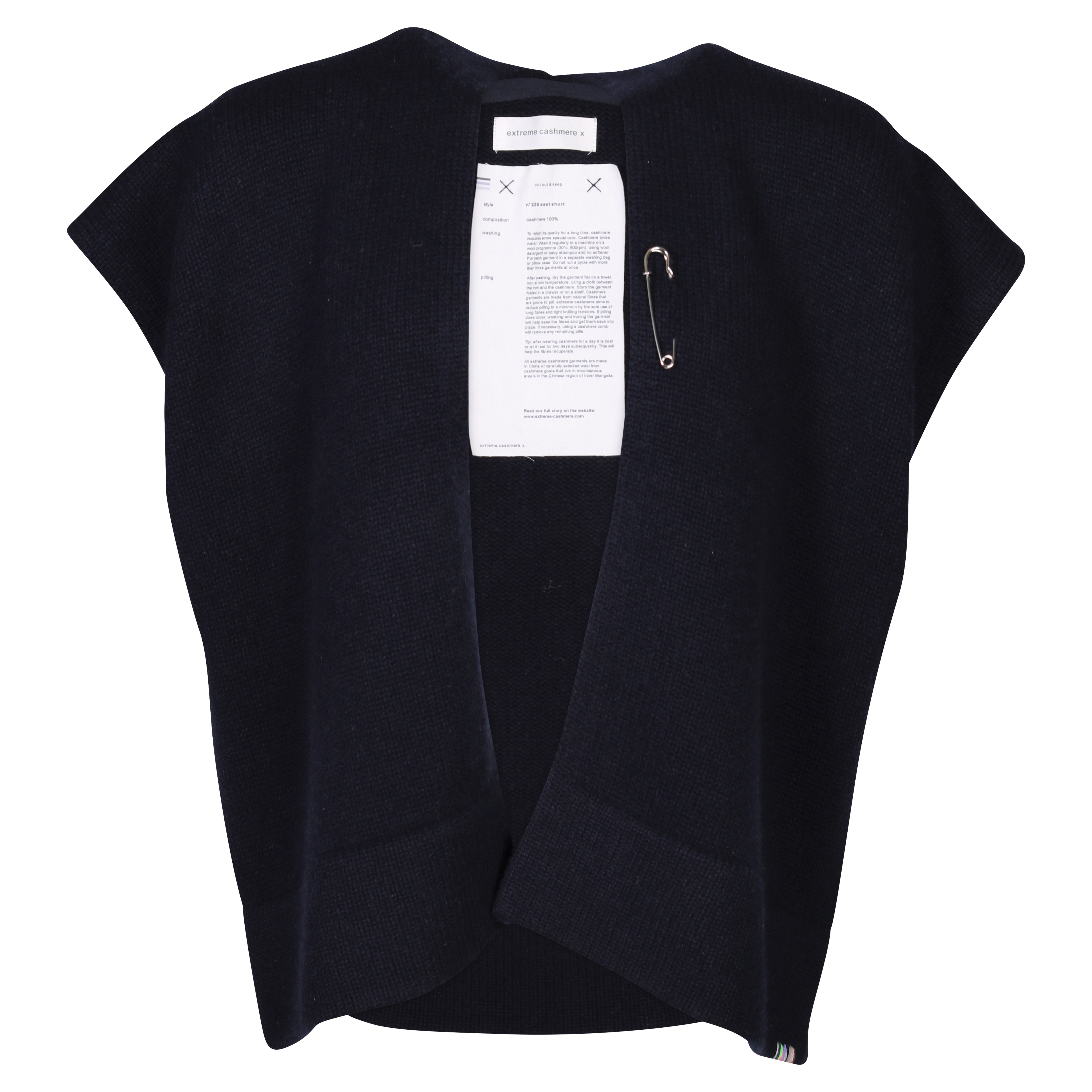 Extreme Cashmere Cardigan N°228 East Short in Navy