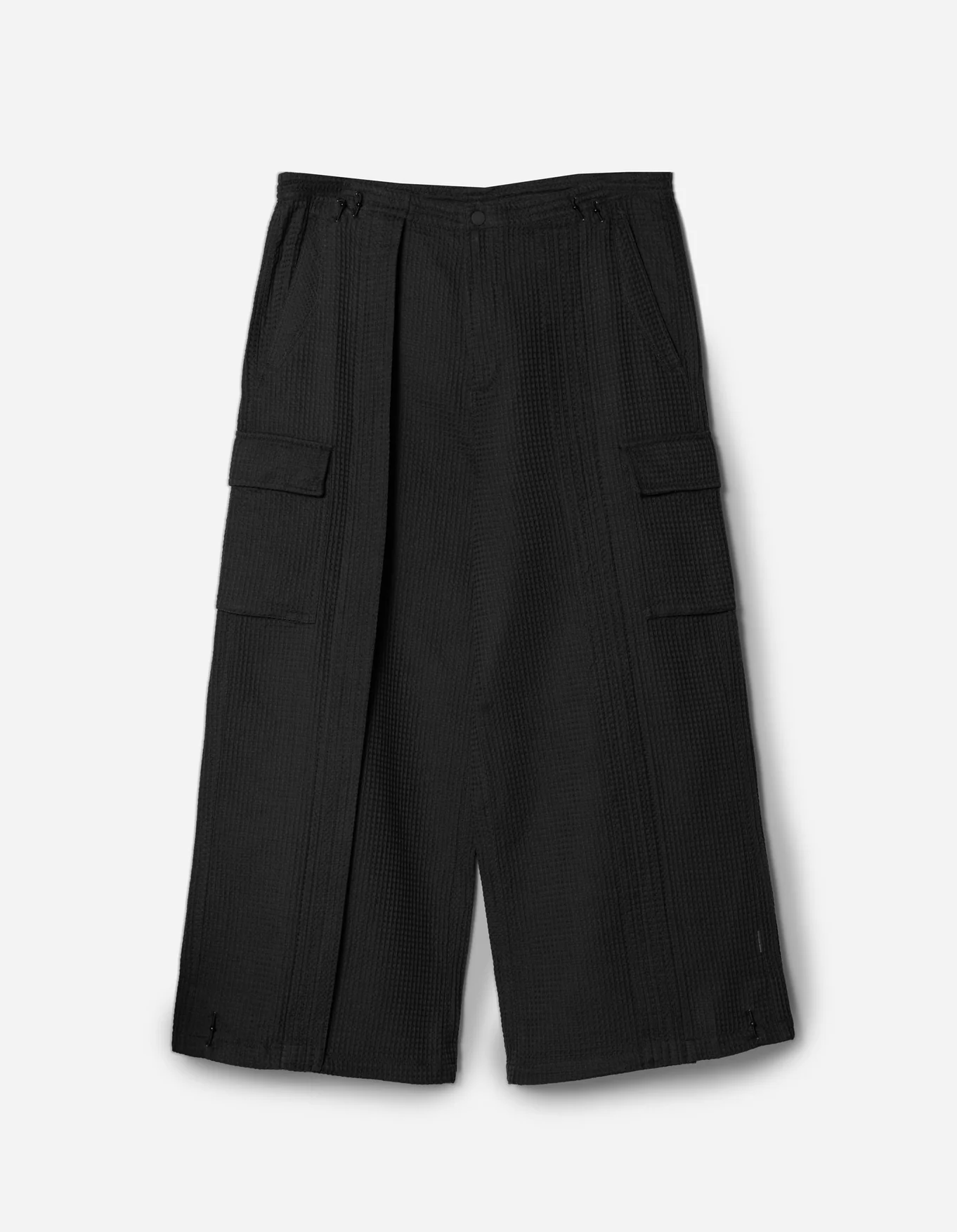 MAHARISHI 6203 Waffle Cargo Hakama Pants in Black
