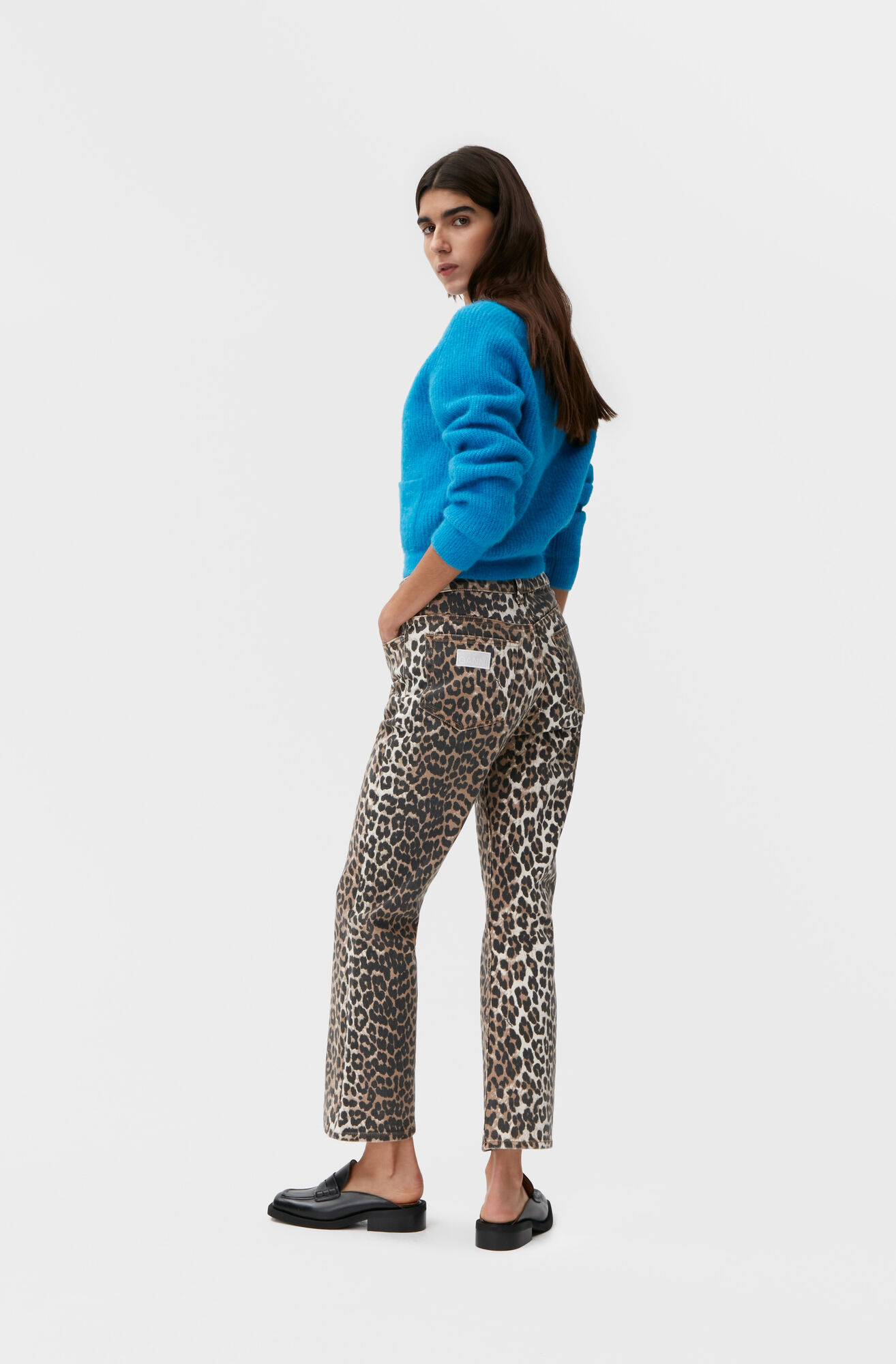 Ganni Betzy Cropped Jeans in Leopard 27