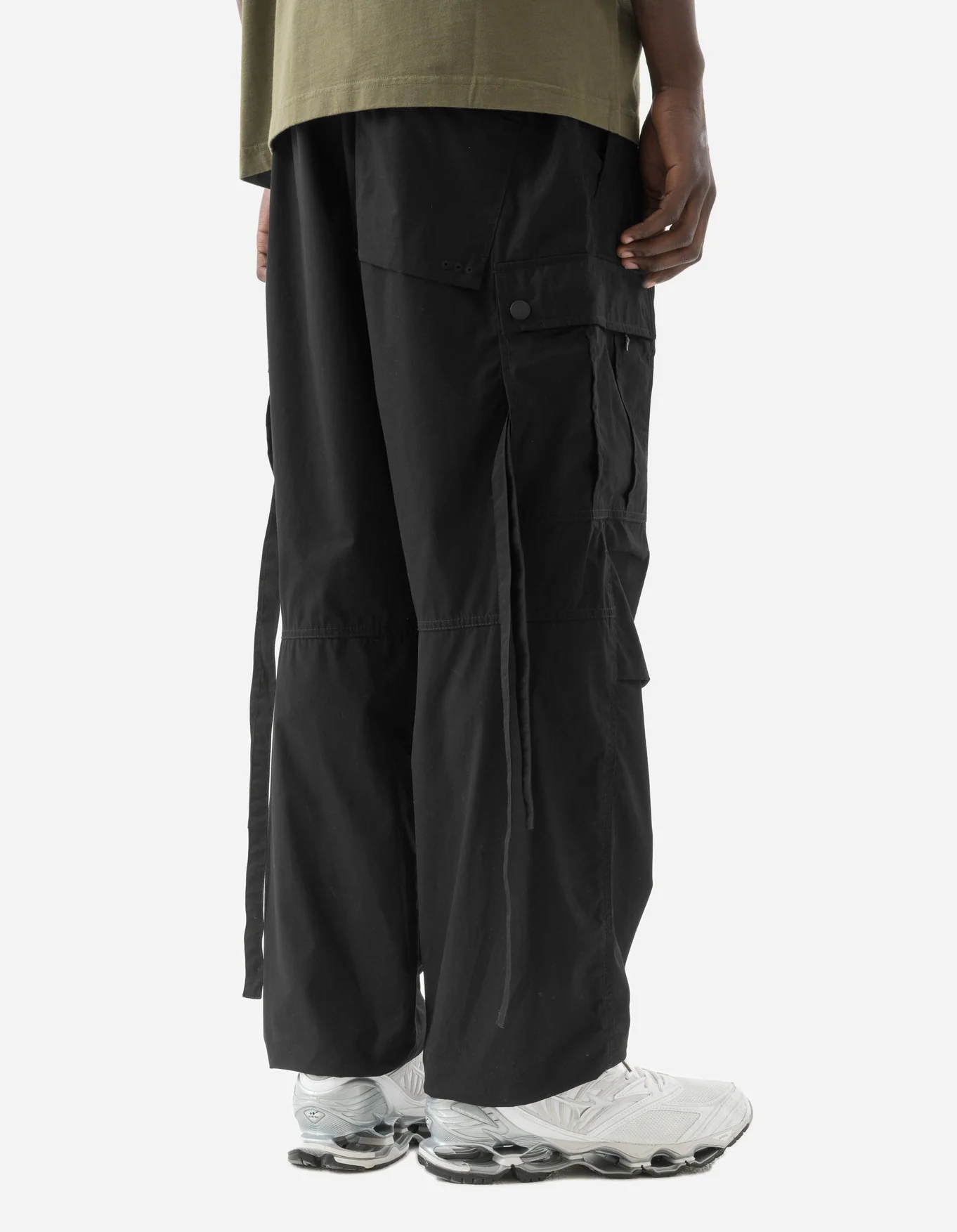 MAHARISHI 5307 Asym Light Cargo Track Pant in Black MAHARISHI 5307 Asym Light Cargo Track Pant in Black XXL