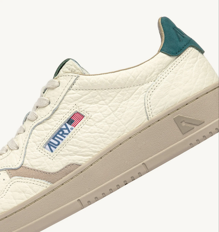 AUTRY ACTION SHOES Medalist Low Sneaker Elephant in Gray/Dark Sea 47