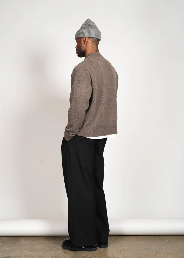 YACAIA Oversize Merino/Cashmere Sweater in Dark Brown XL
