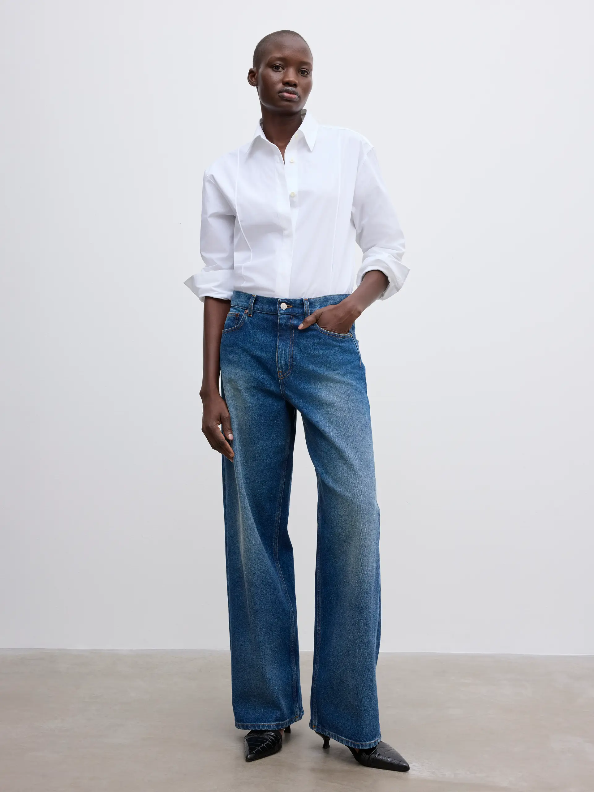 DAGMAR Baggy Fit Jeans in Vintage Blue DAGMAR Baggy Fit Jeans in Vintage Blue