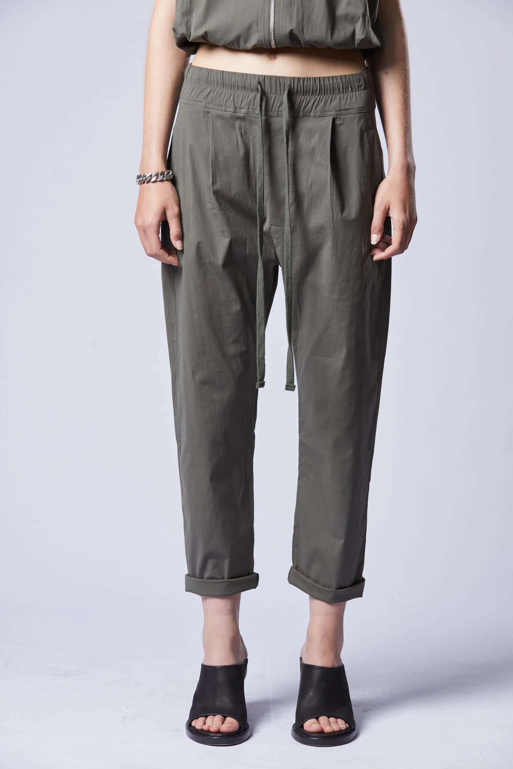THOM KROM Pant in Ivy Green XS
