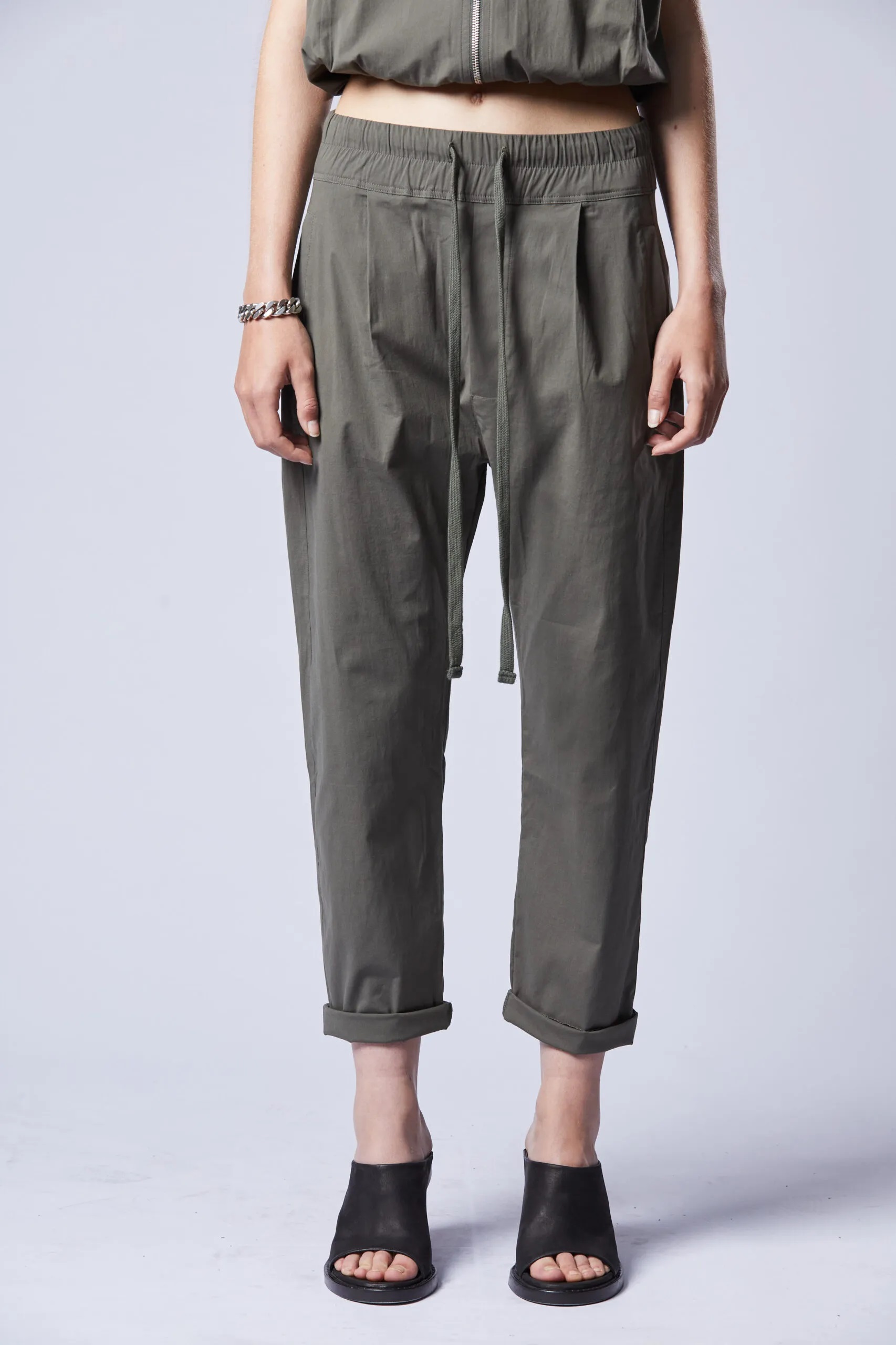 THOM KROM Pant in Ivy Green M