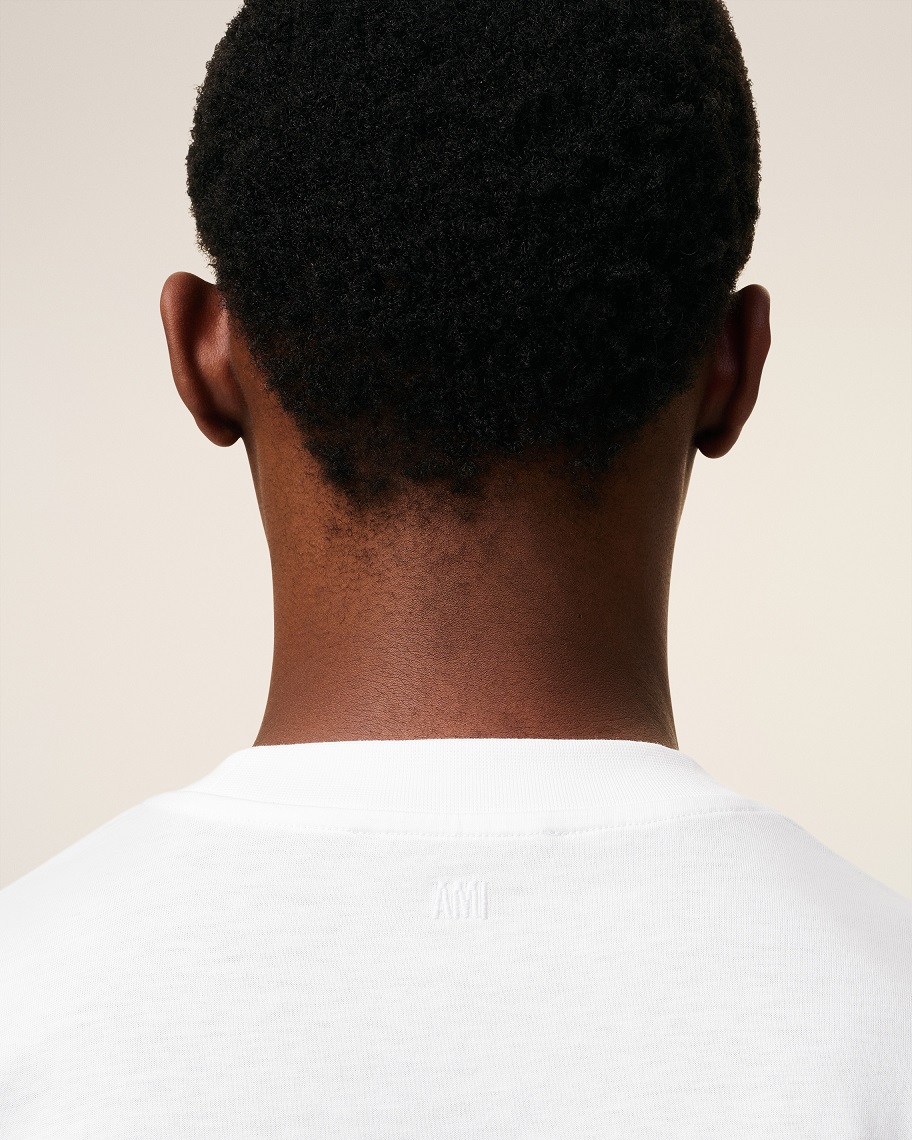 AMI PARIS de Coeur Classic Fit T-Shirt in White