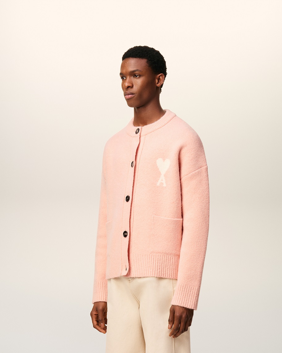 AMI PARIS de Coeur Crew Neck Knit Cardigan in Powder/Off White