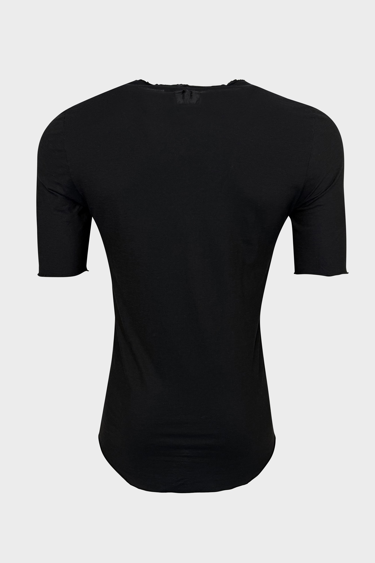 HANNES ROETHER T-Shirt in Black