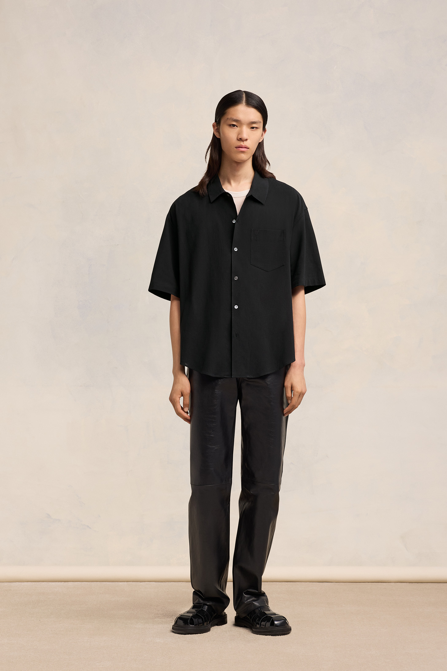 AMI PARIS de Coeur Boxy Fit Cotton Crepe SL Shirt in Black M