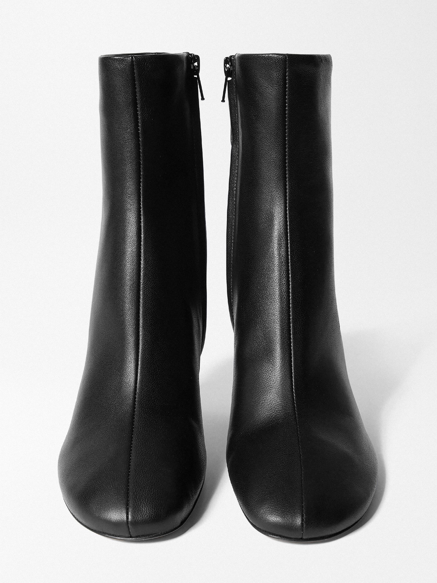 JACQUEMUS Collant Ankle Boots in Black