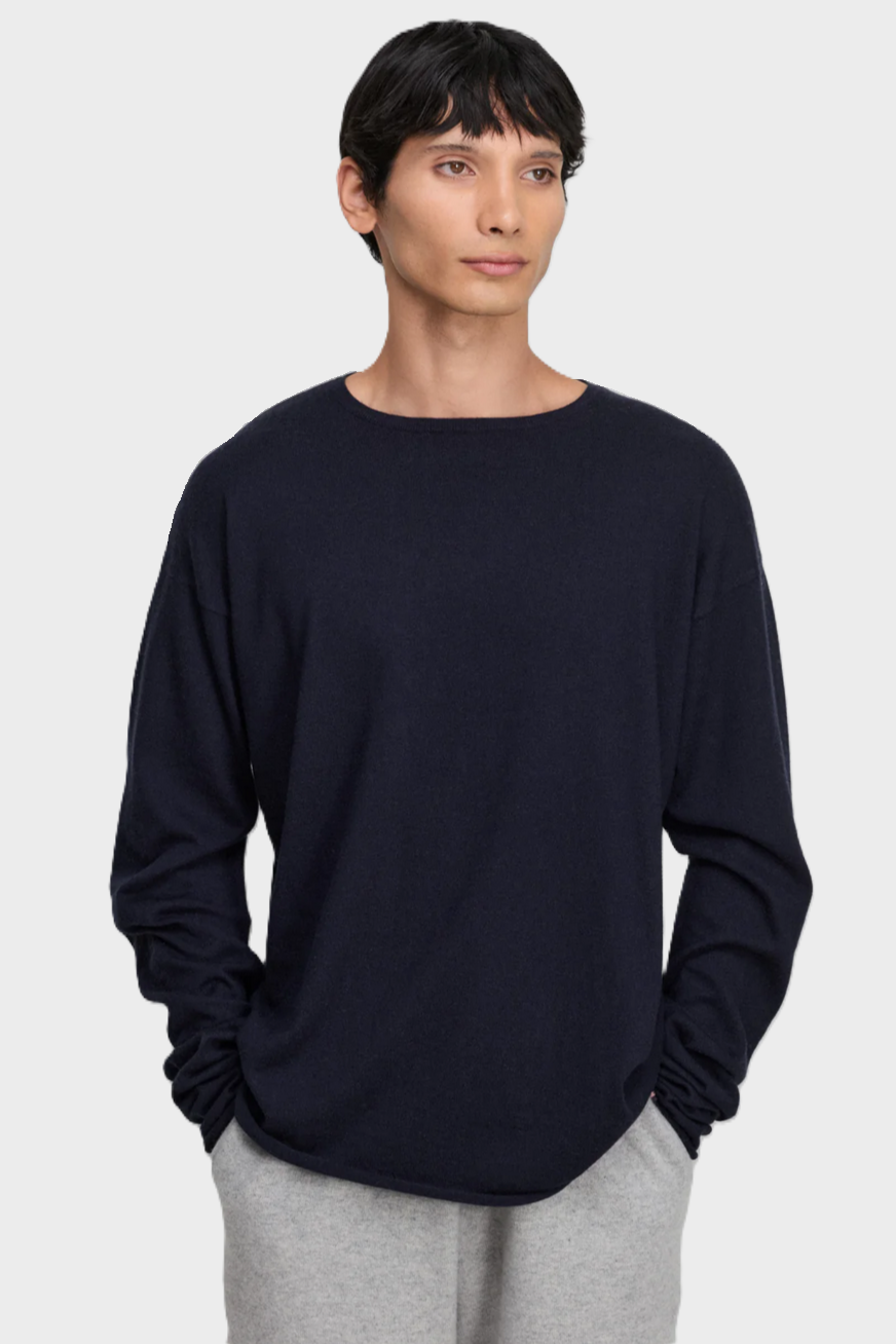 EXTREME CASHMERE N°347 Loose Fit Sweater in Navy