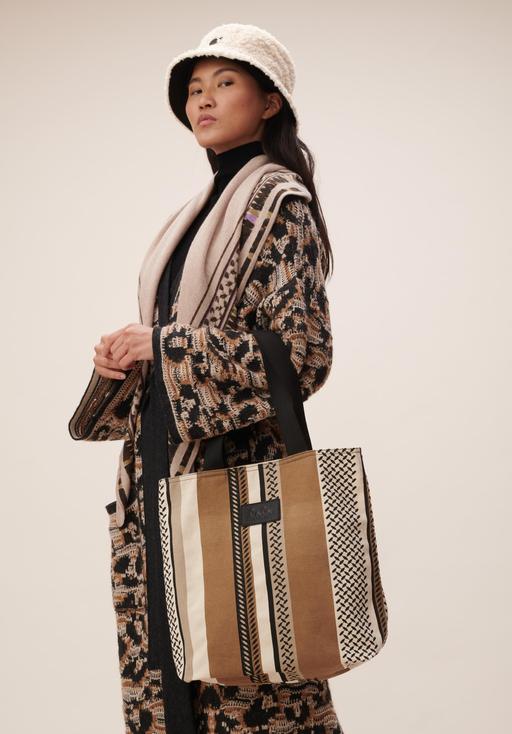Lala Berlin Tote Carmela Colored Kufiya Hessian Dune