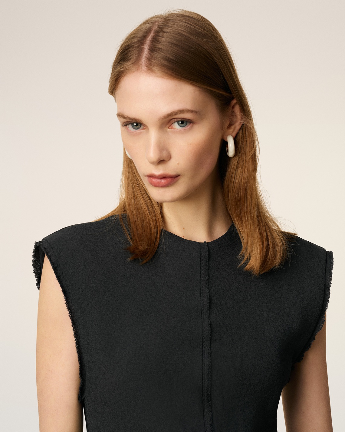 AMI PARIS Viscose Dress in Anthracite