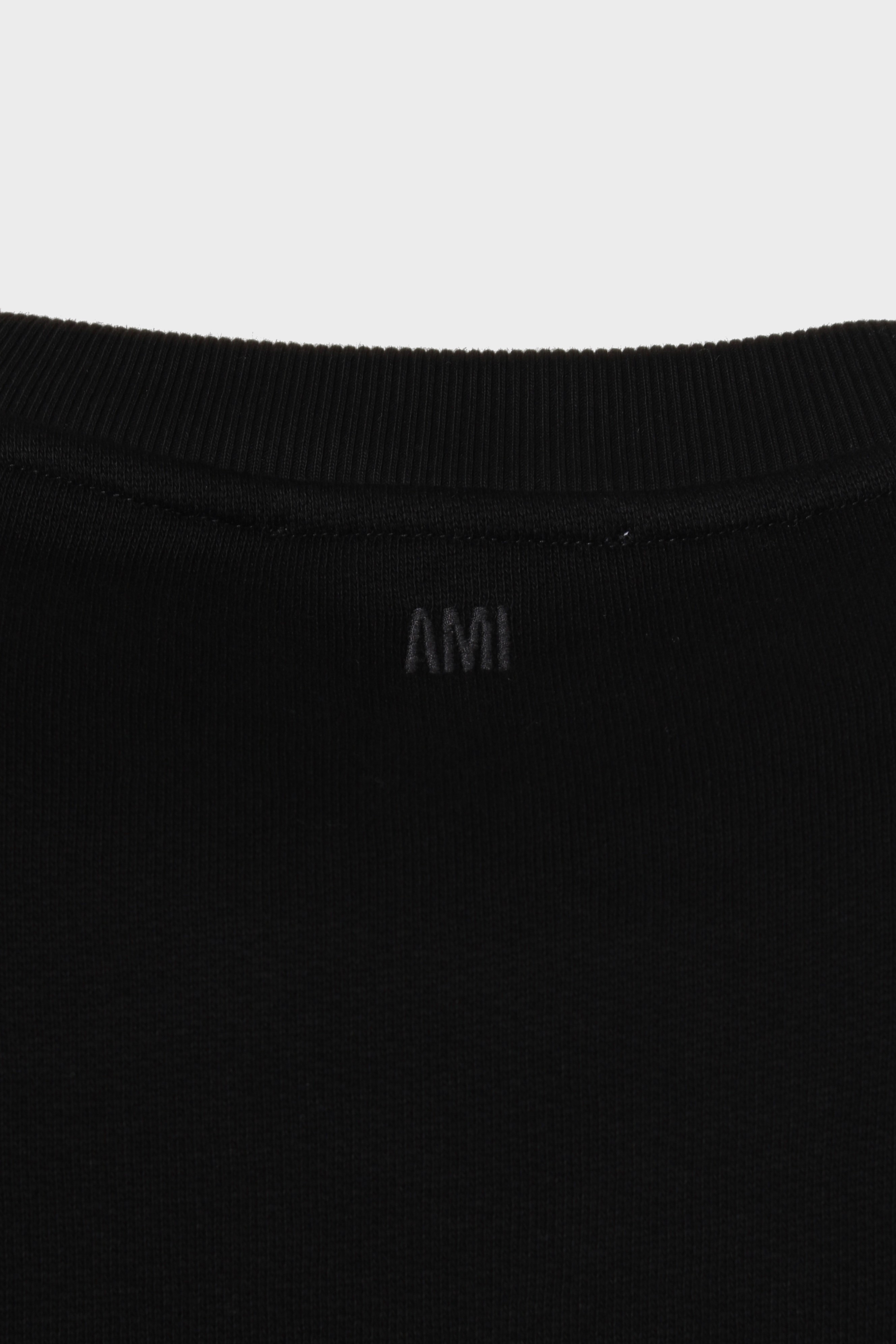 AMI PARIS de Coeur Embossed Sweatshirt in Black M
