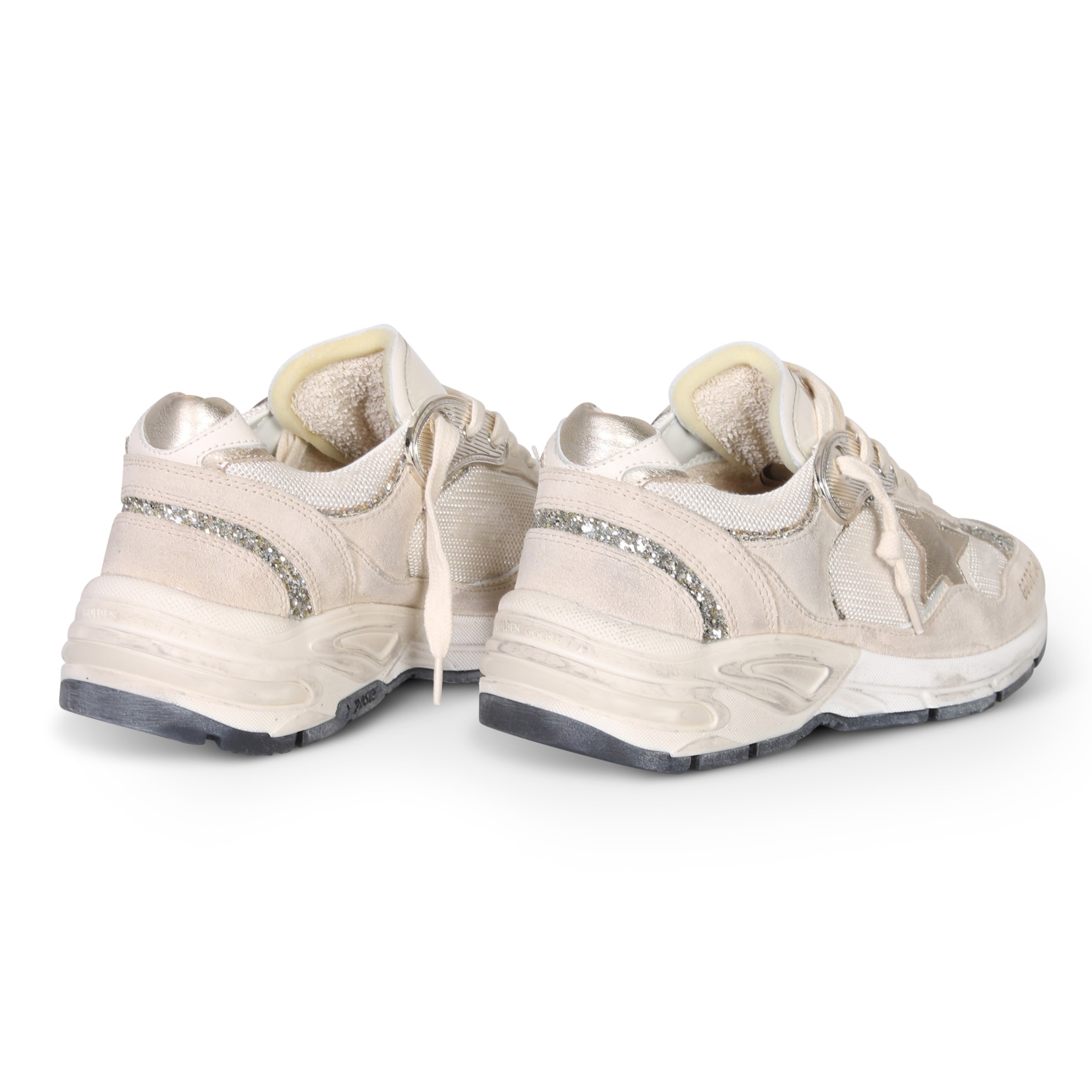 GOLDEN GOOSE Sneaker Running Dad in Seed Pearl/Platinum 40