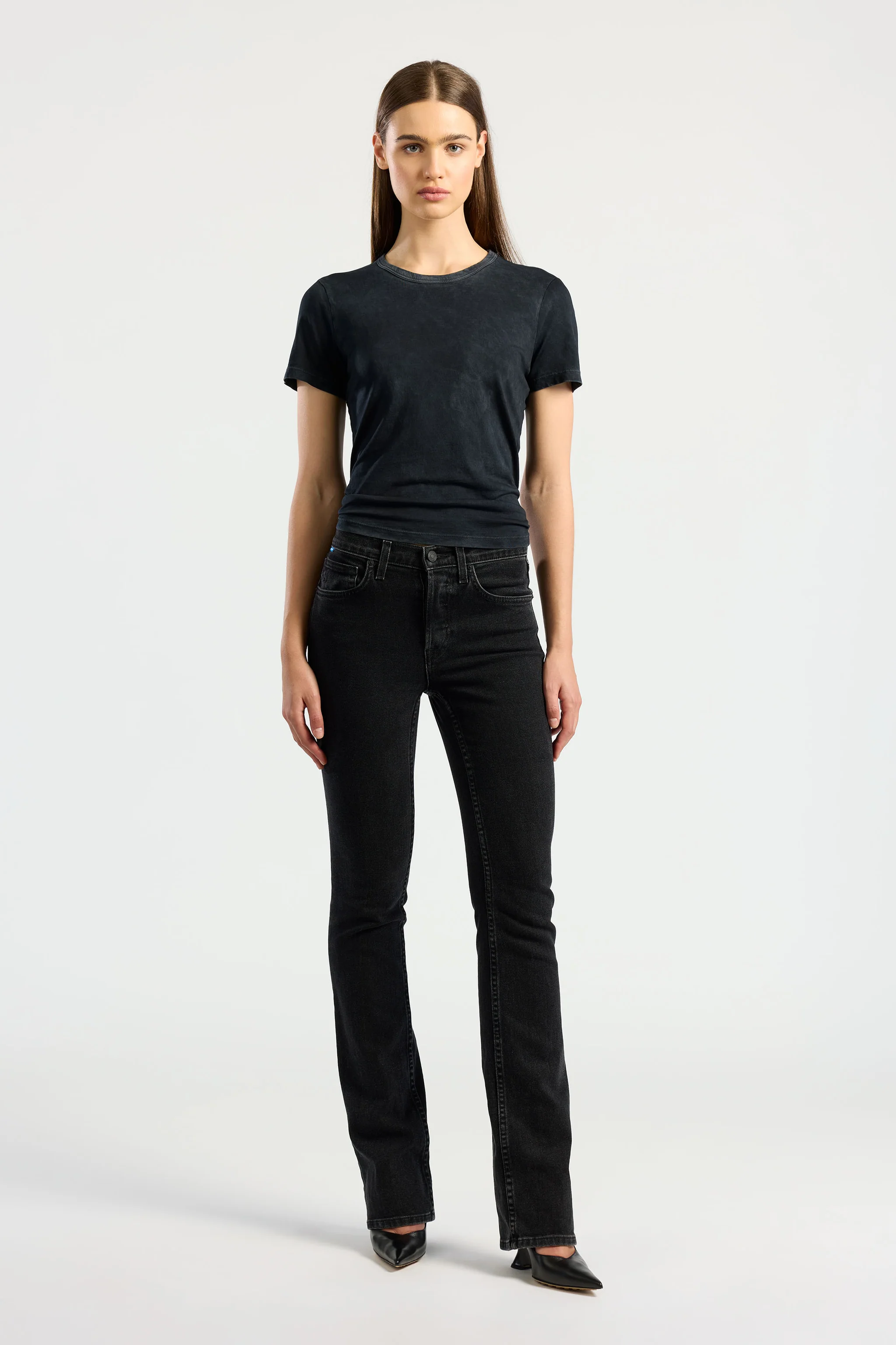 COTTON CITIZEN Standard T-Shirt in Vintage Black